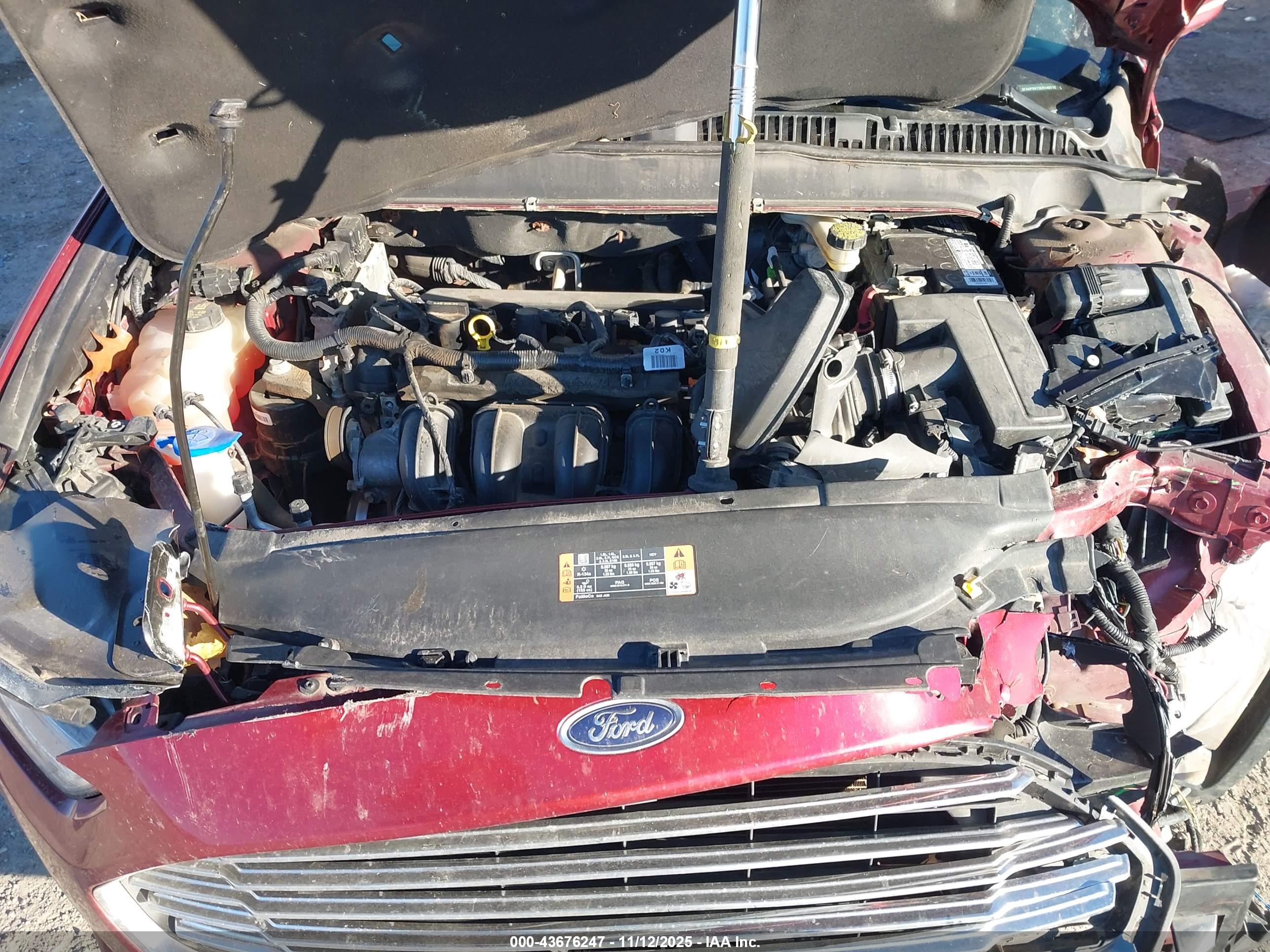 FORD FUSION image 10
