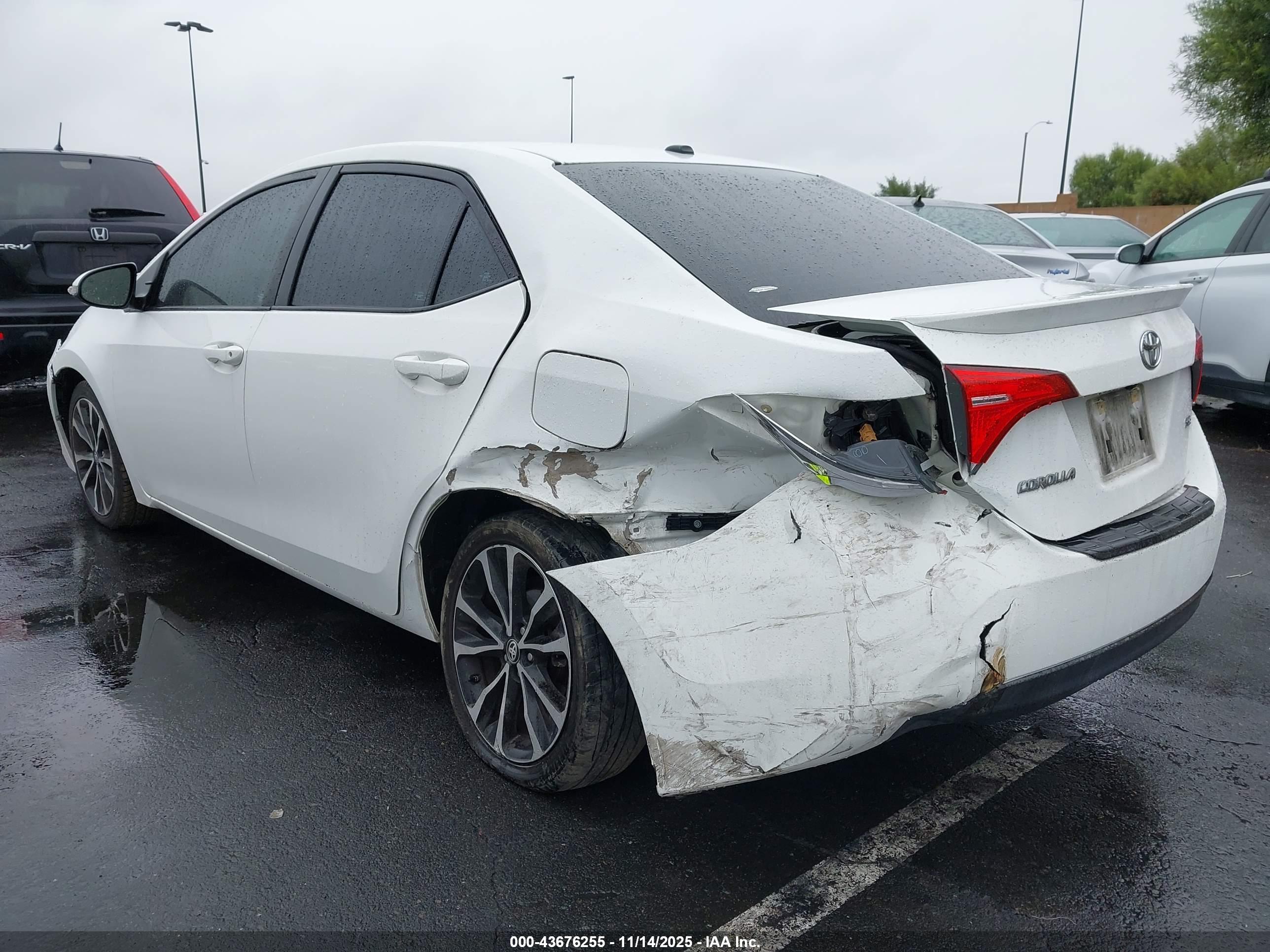 TOYOTA COROLLA image 3