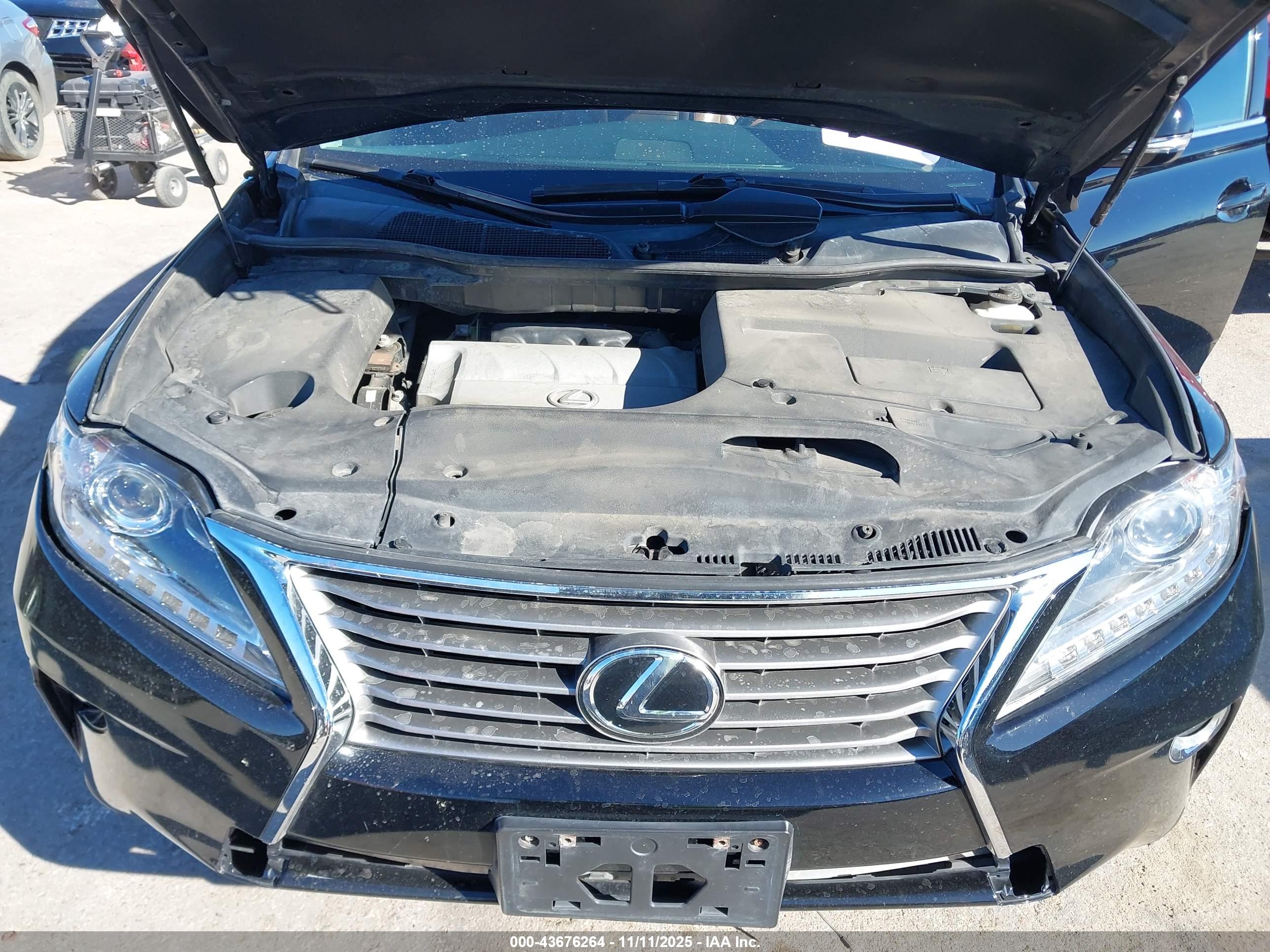 LEXUS RX image 10