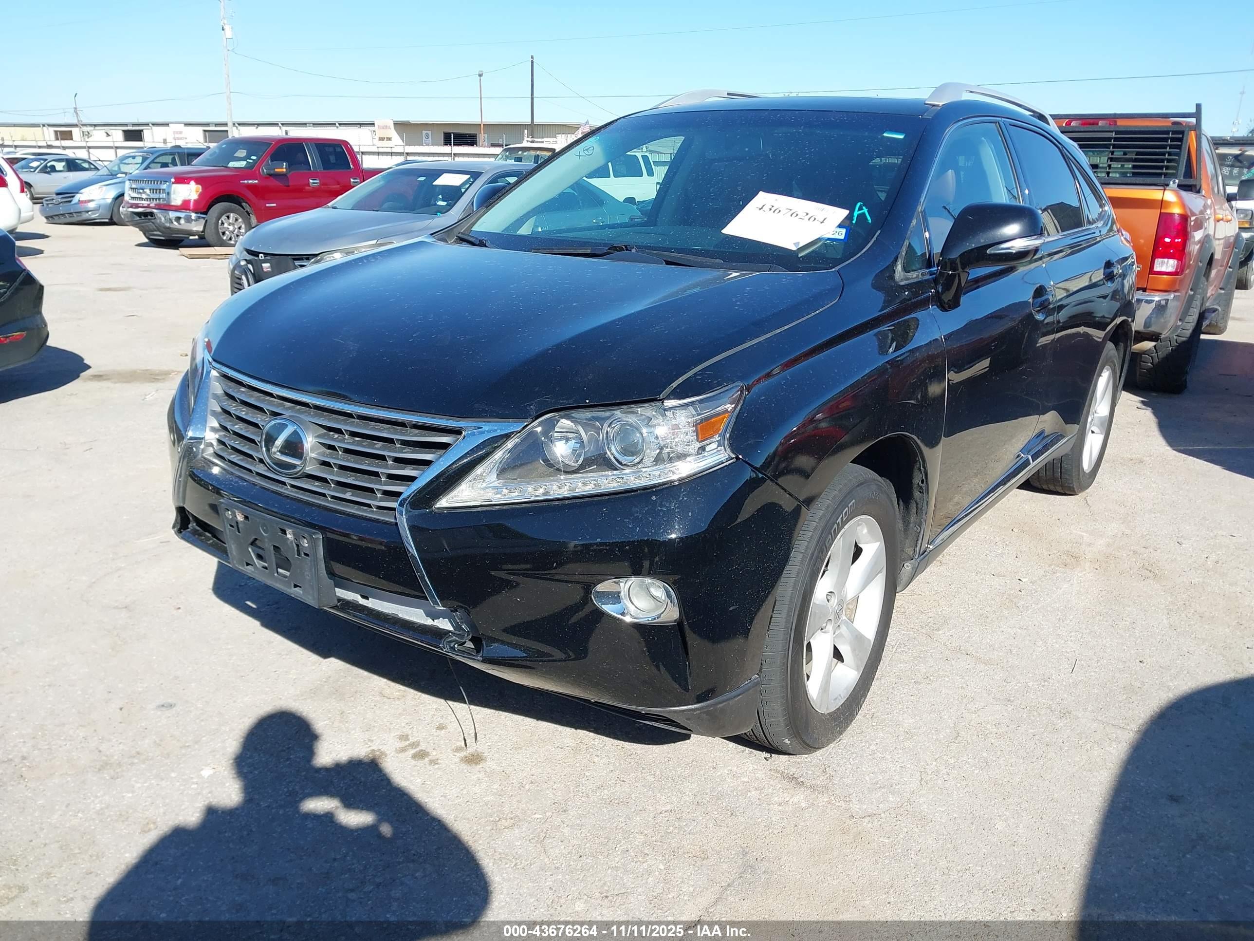 LEXUS RX image 2