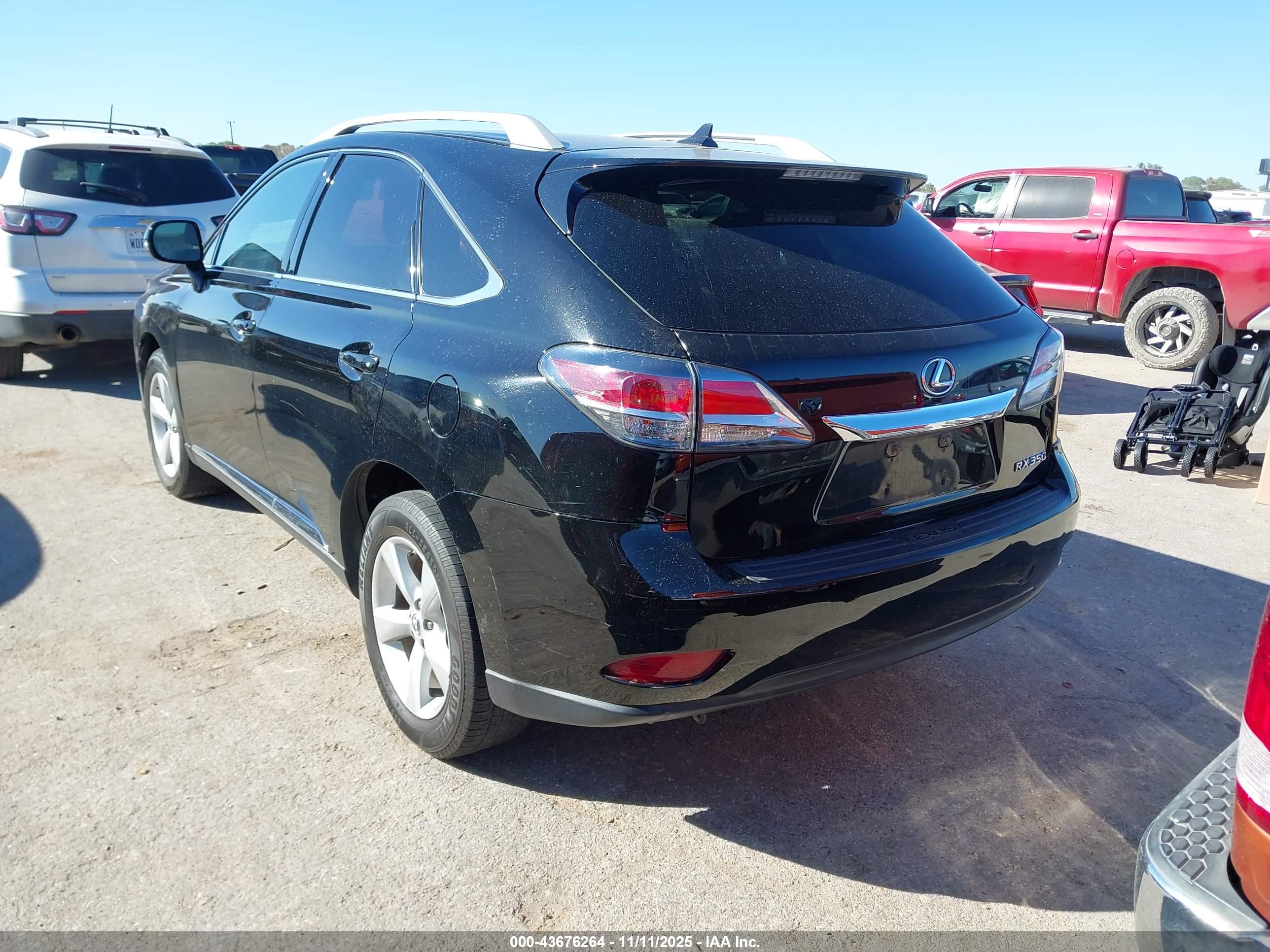LEXUS RX image 3