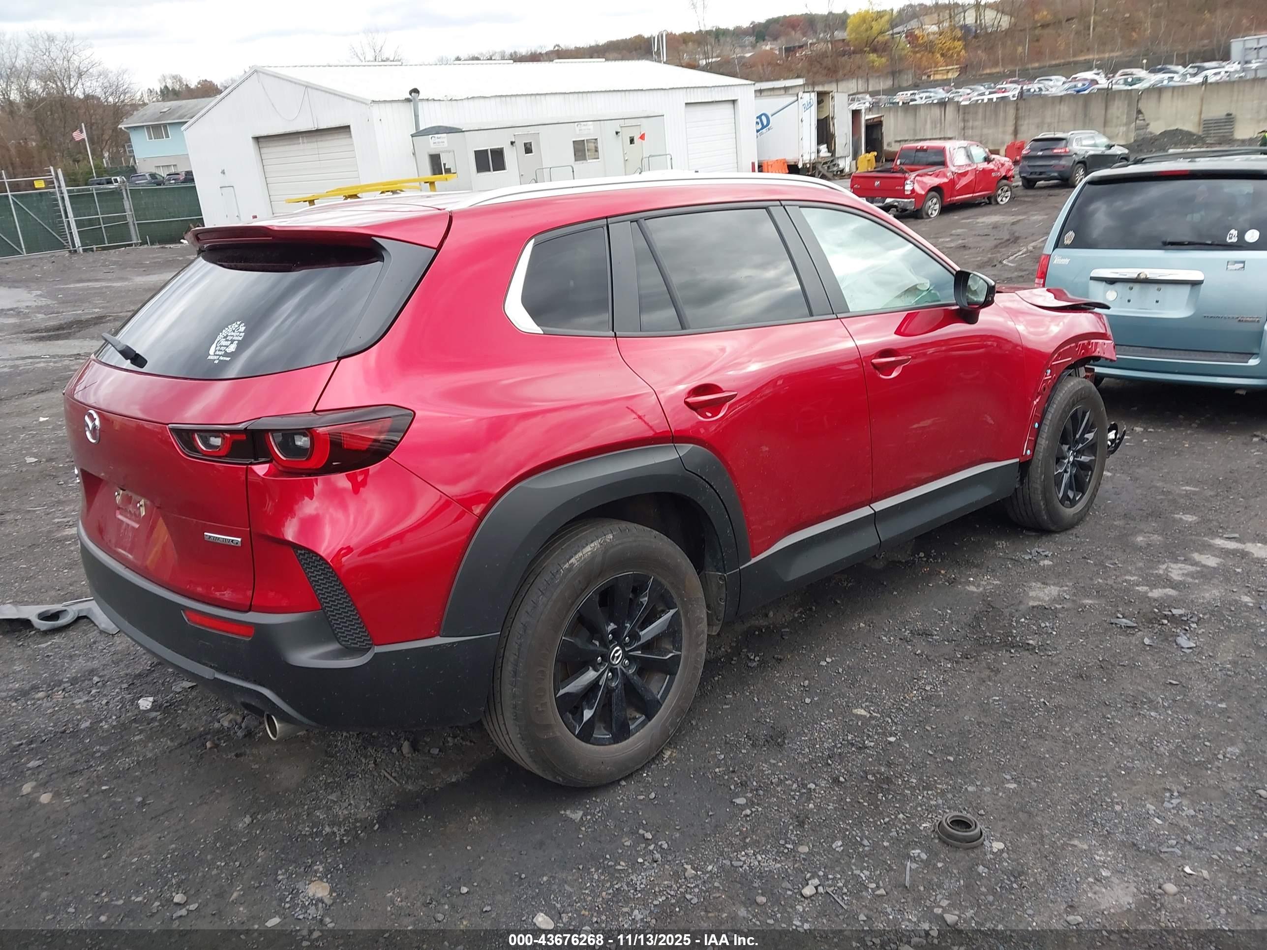 MAZDA CX-50 image 4