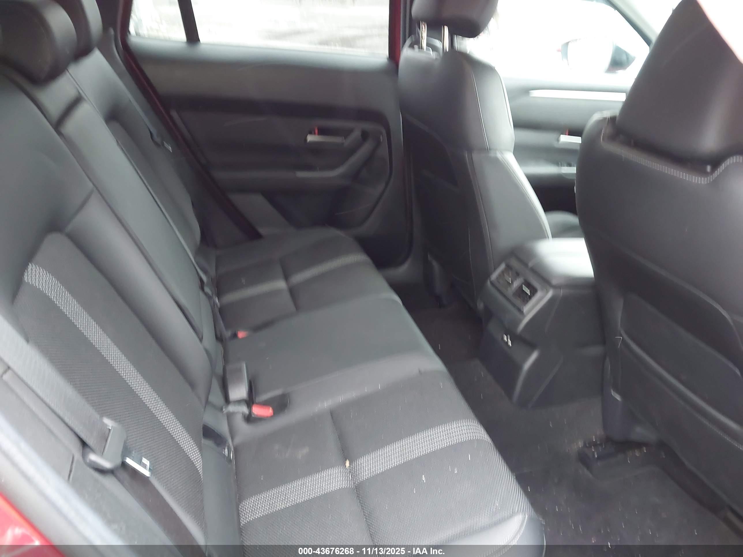 MAZDA CX-50 image 8