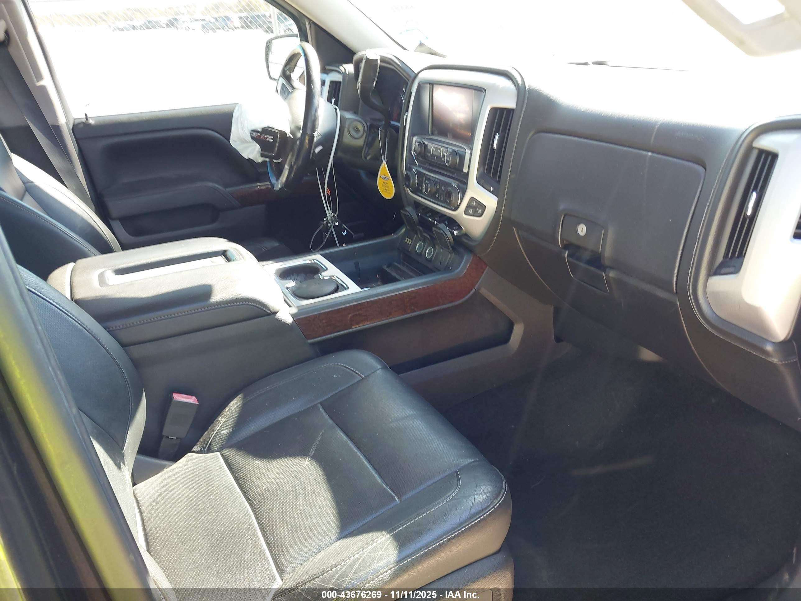 GMC SIERRA image 5