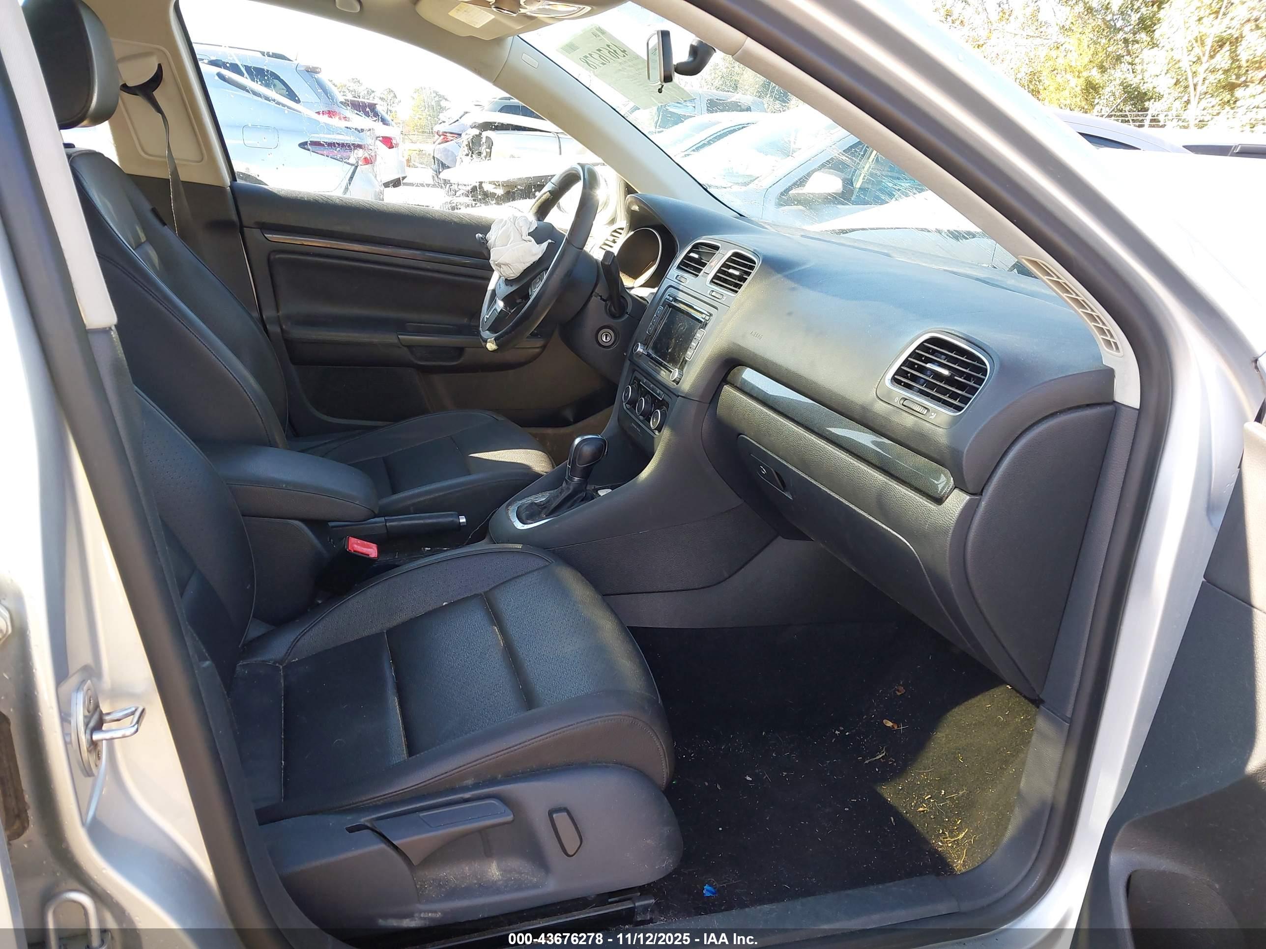 VOLKSWAGEN JETTA image 5