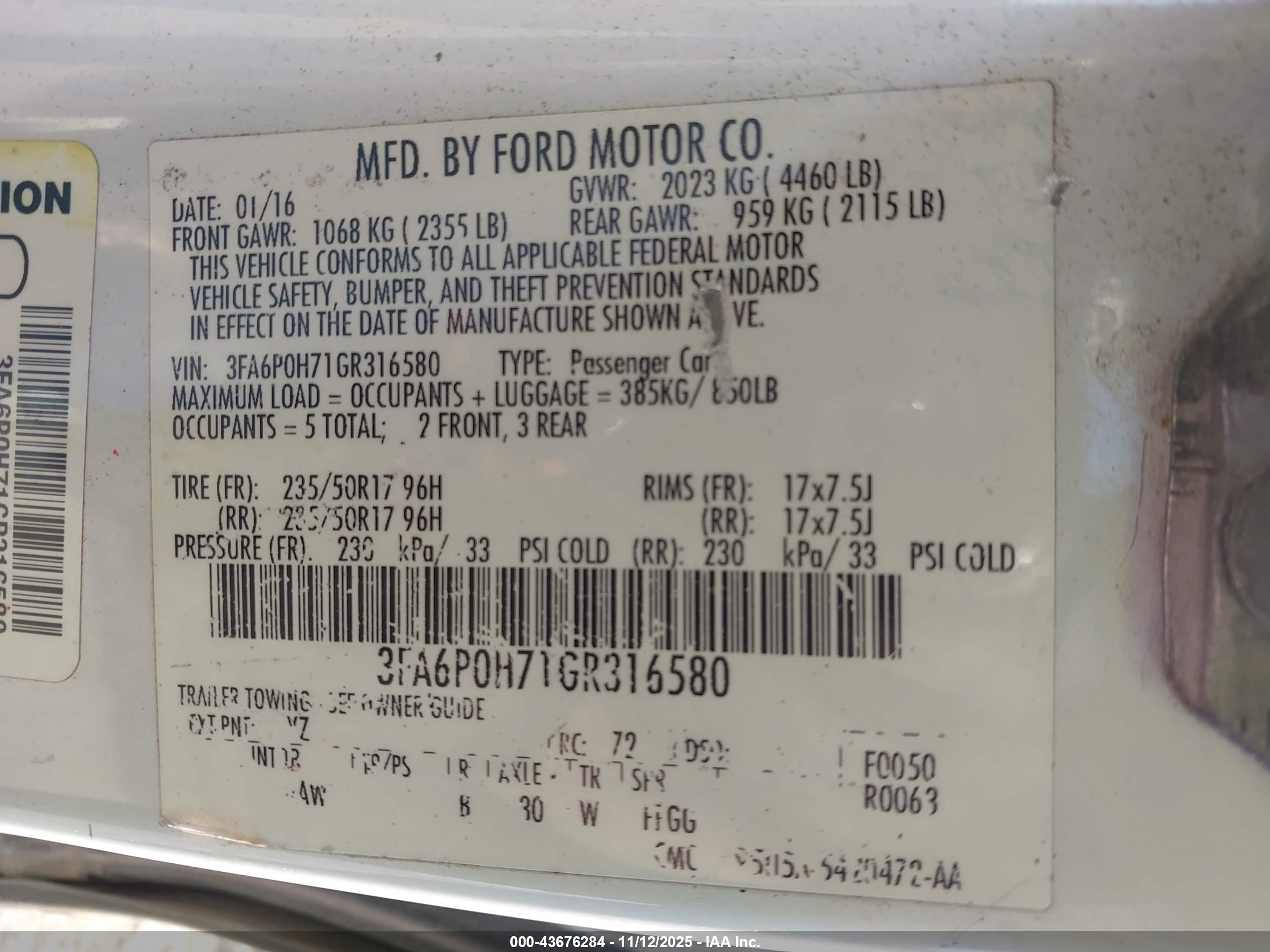 FORD FUSION image 9