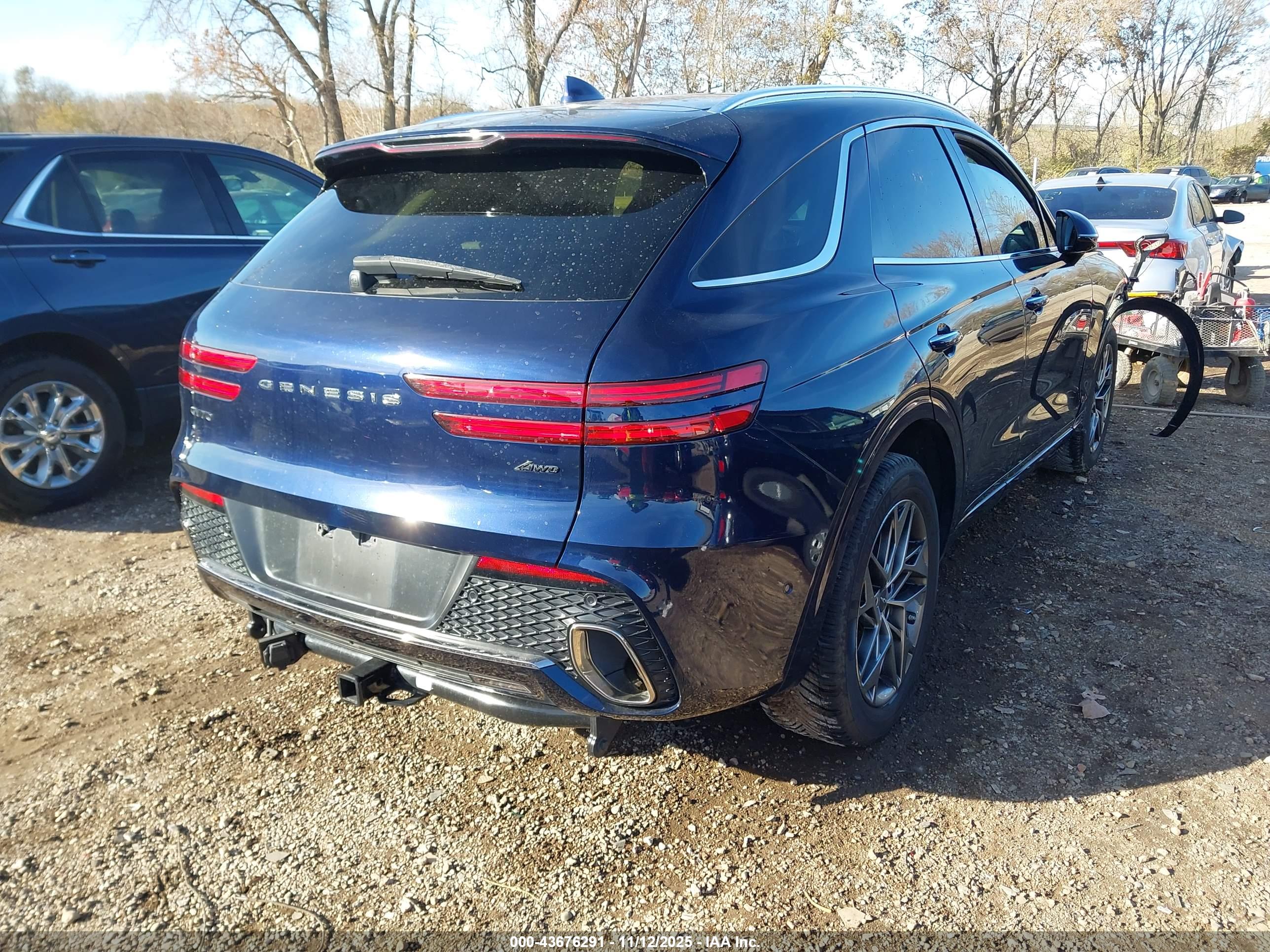 GENESIS GV70 image 4