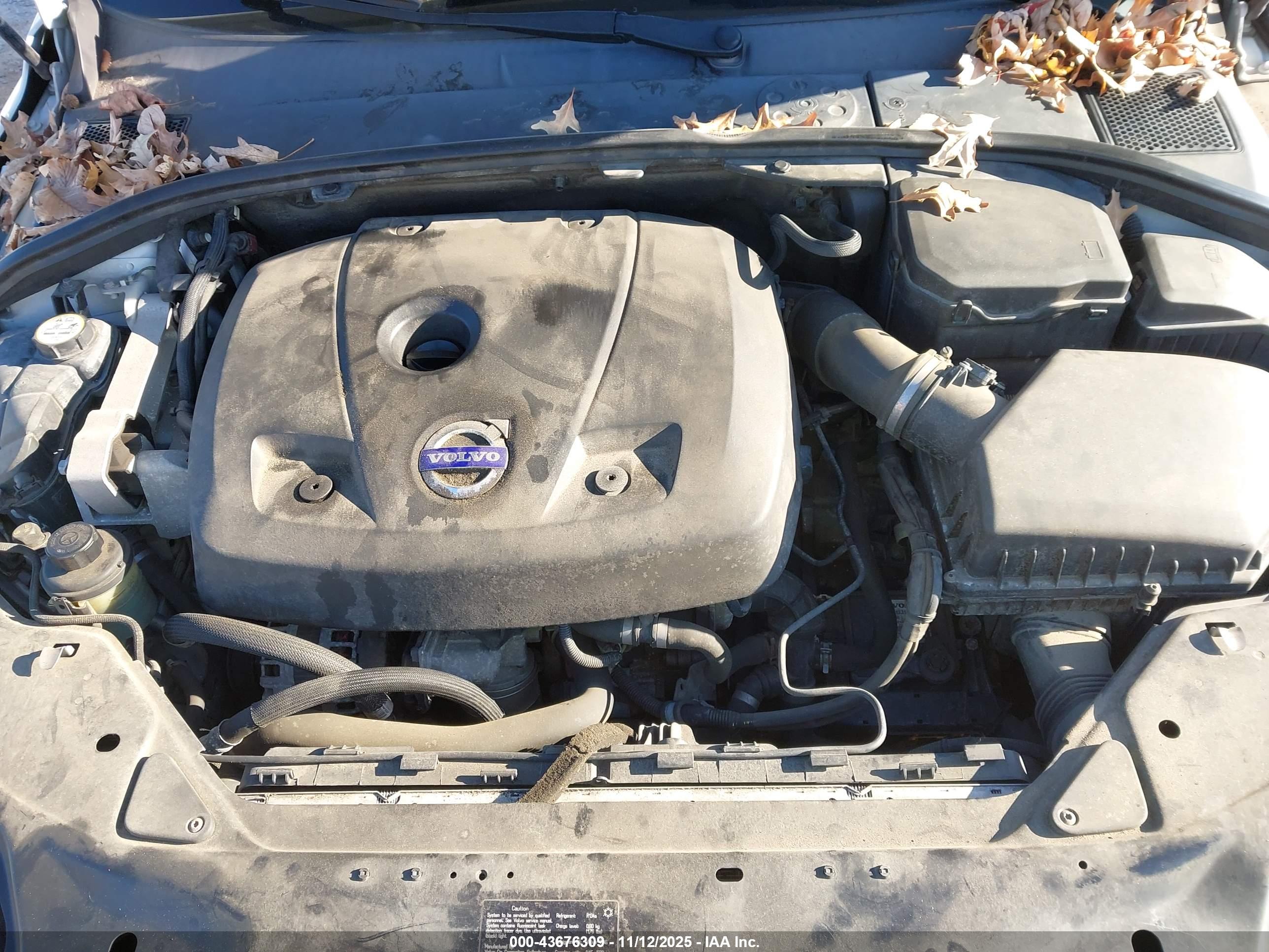 VOLVO S80 image 10