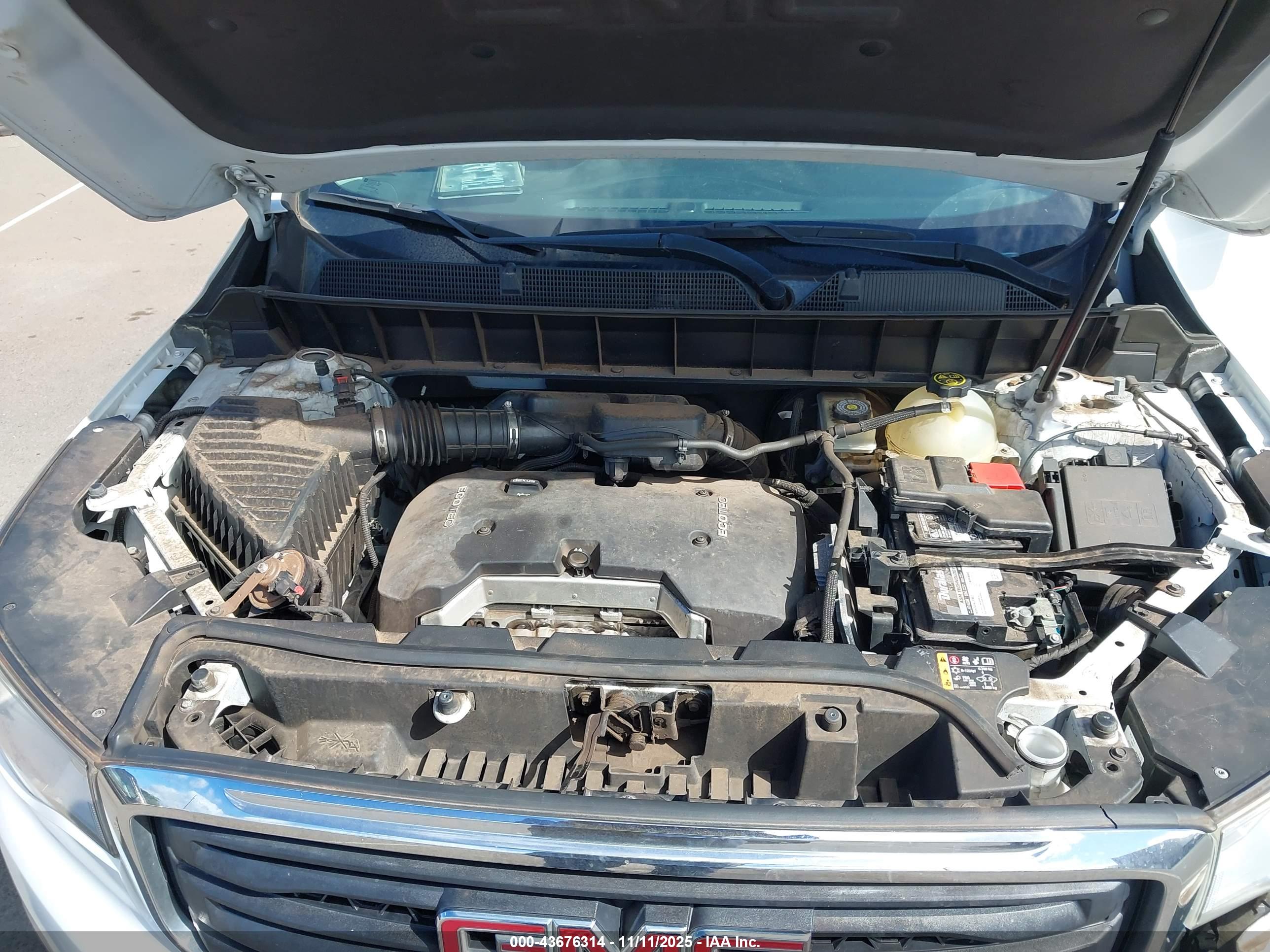 GMC ACADIA image 10