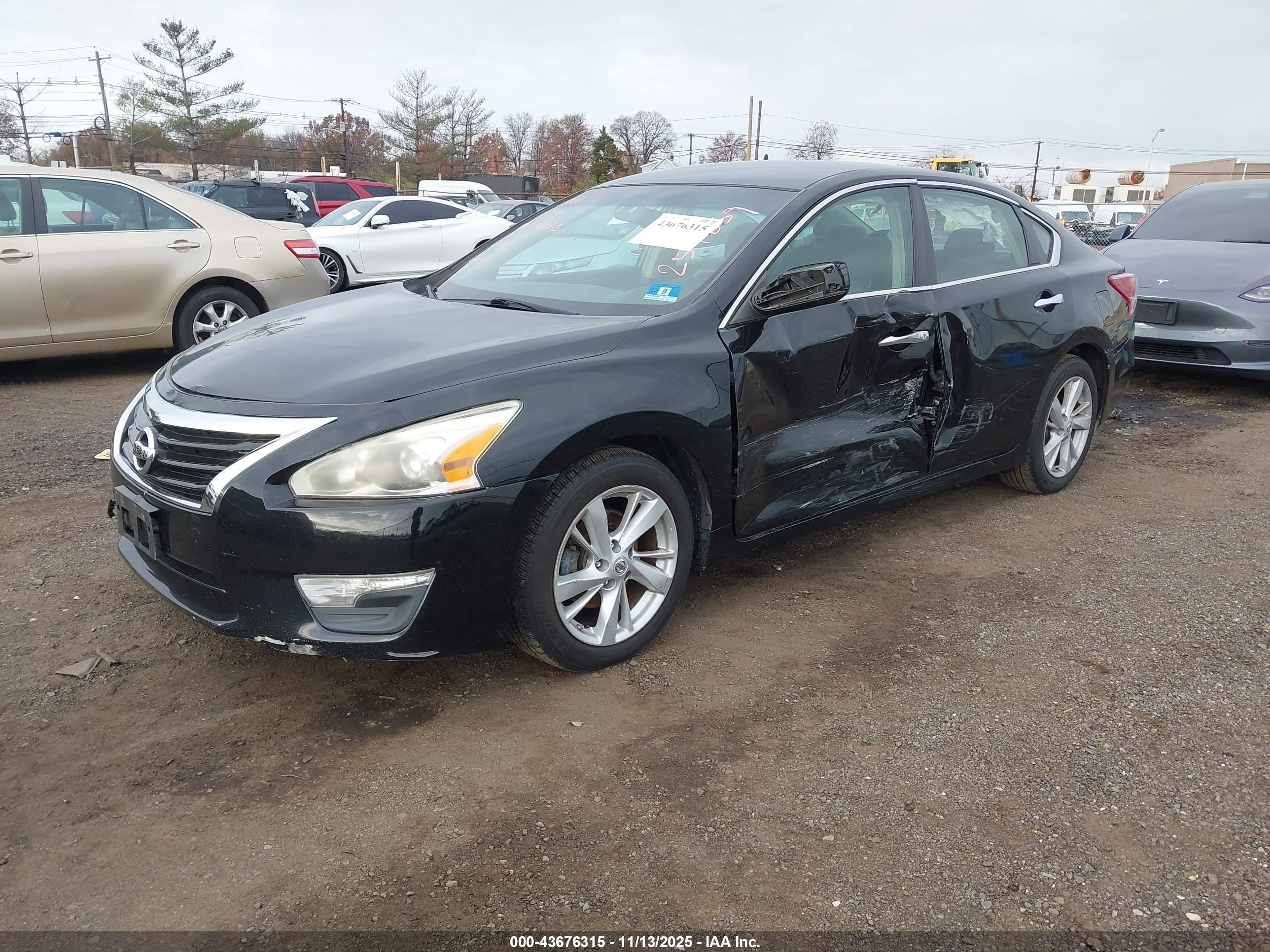 NISSAN ALTIMA image 2