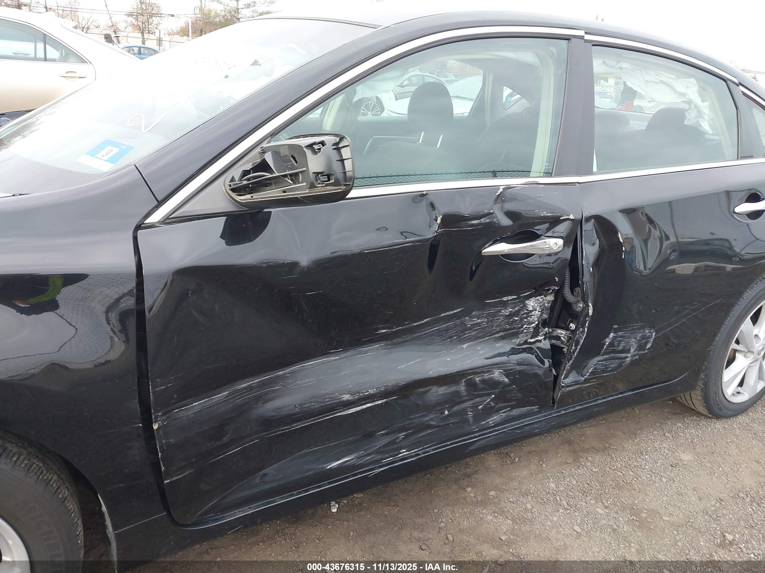 NISSAN ALTIMA image 6