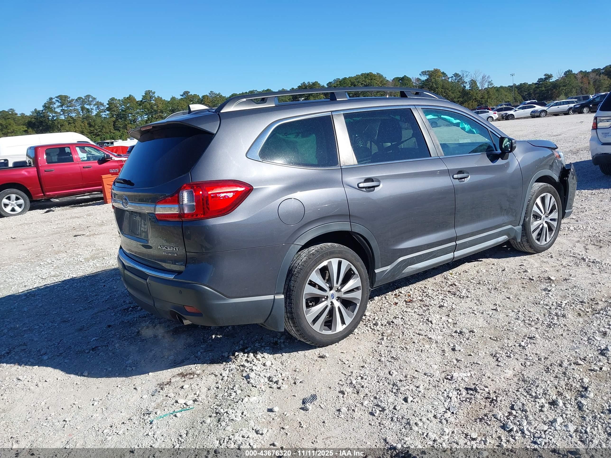 SUBARU ASCENT image 4