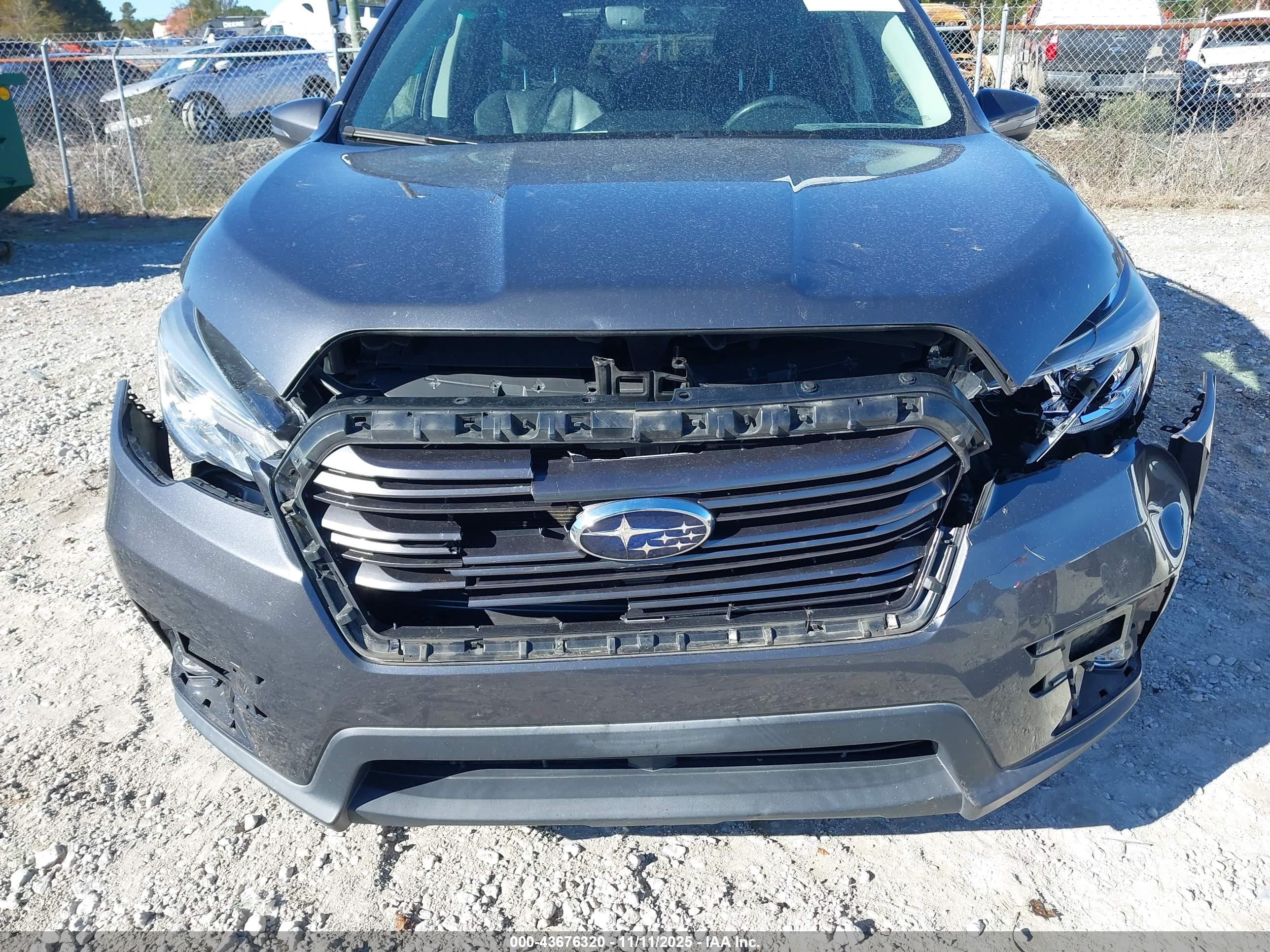 SUBARU ASCENT image 6