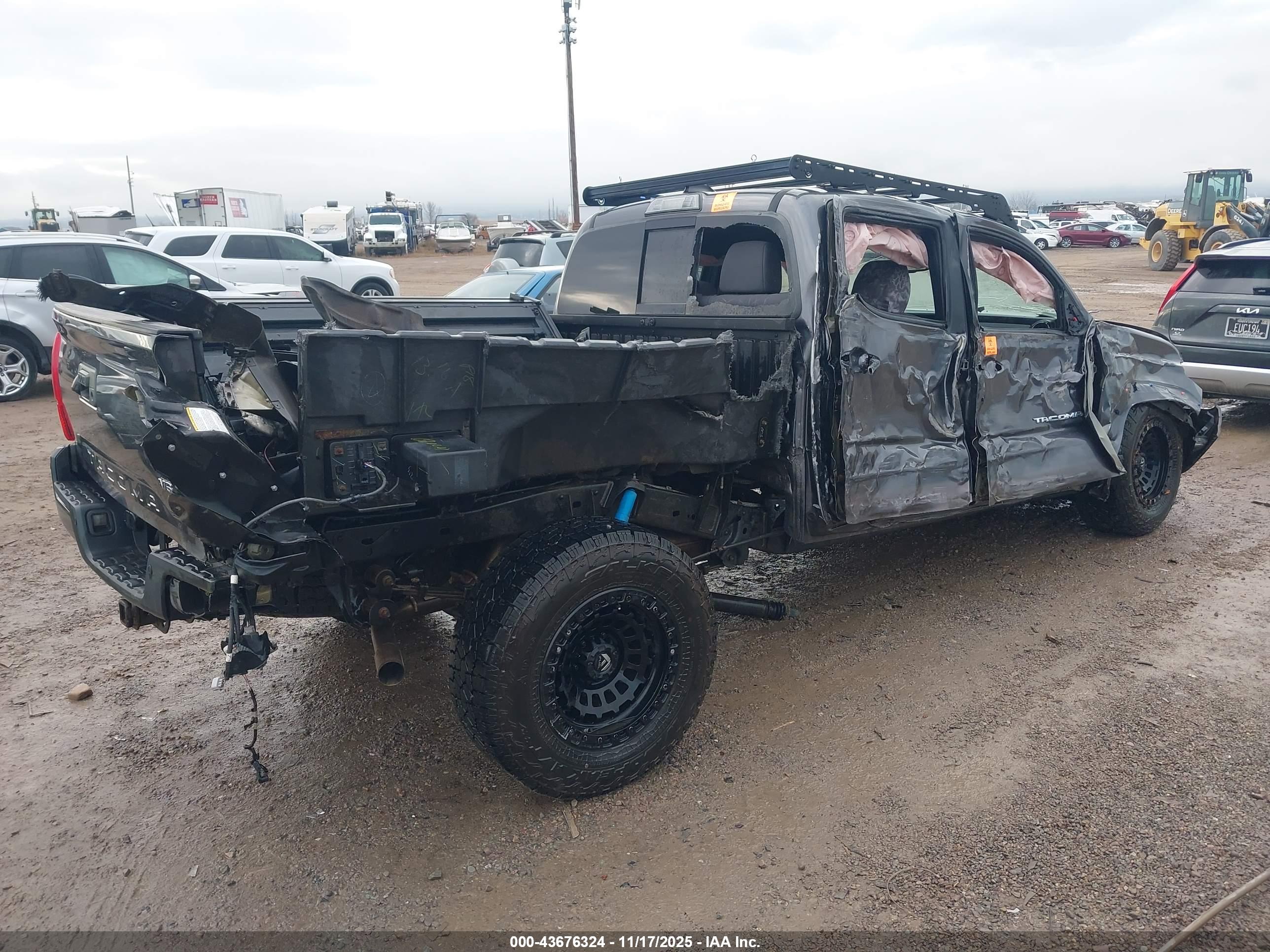 TOYOTA TACOMA image 4