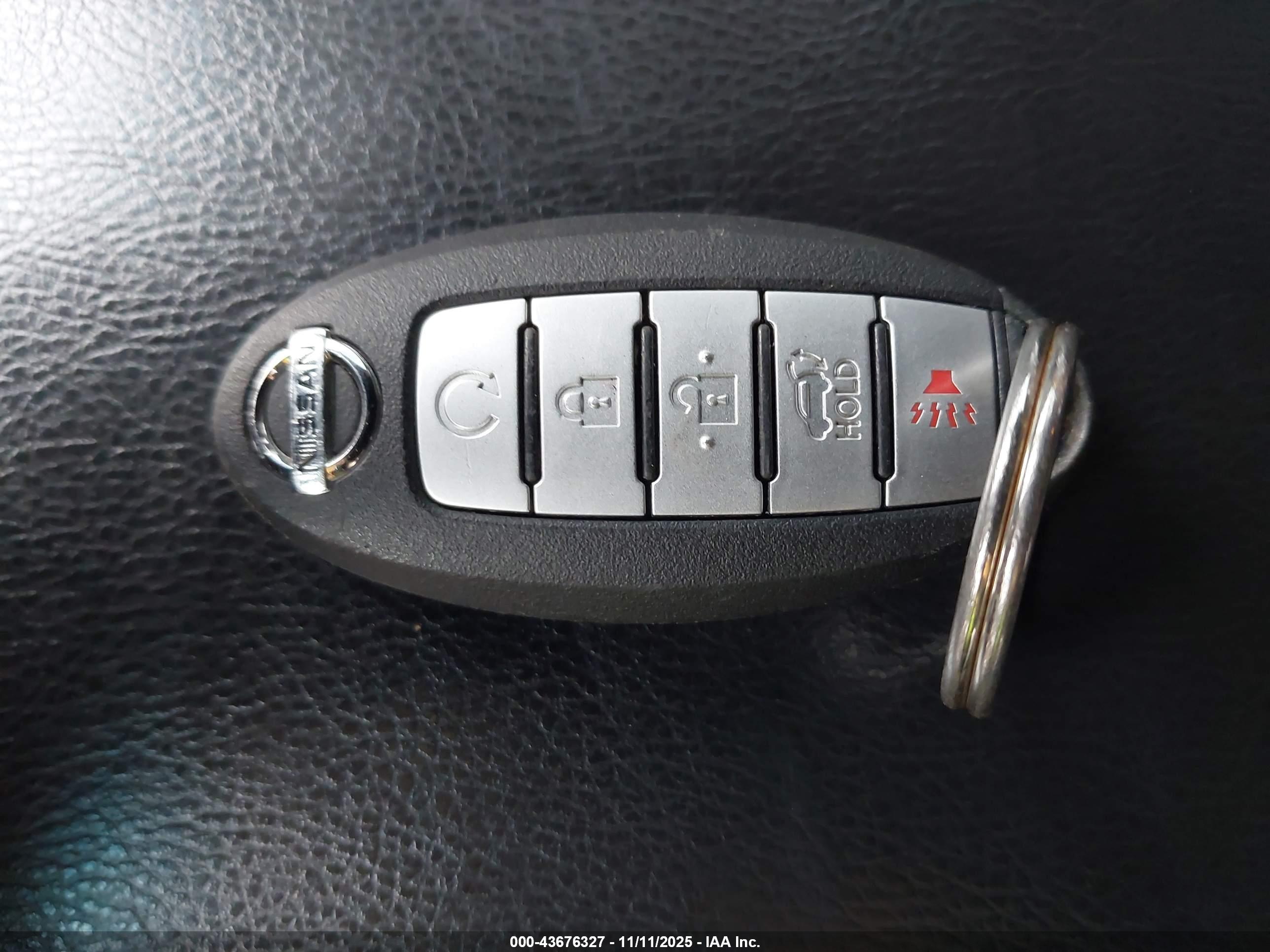 NISSAN PATHFINDER image 11