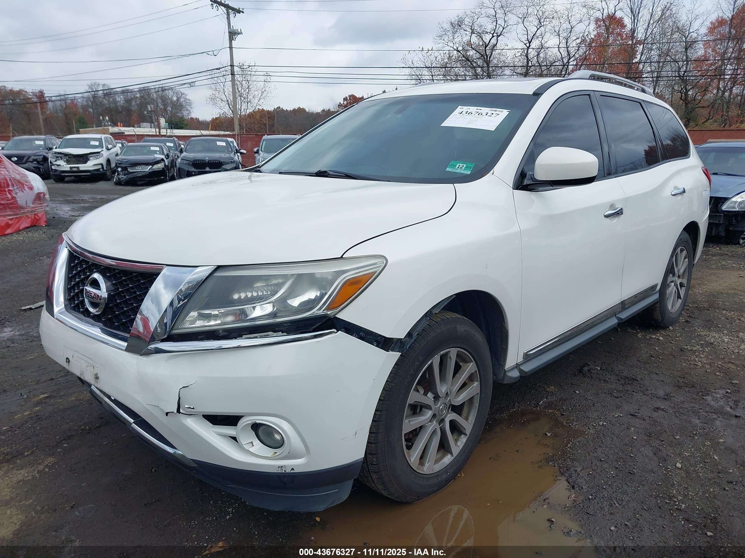 NISSAN PATHFINDER image 6
