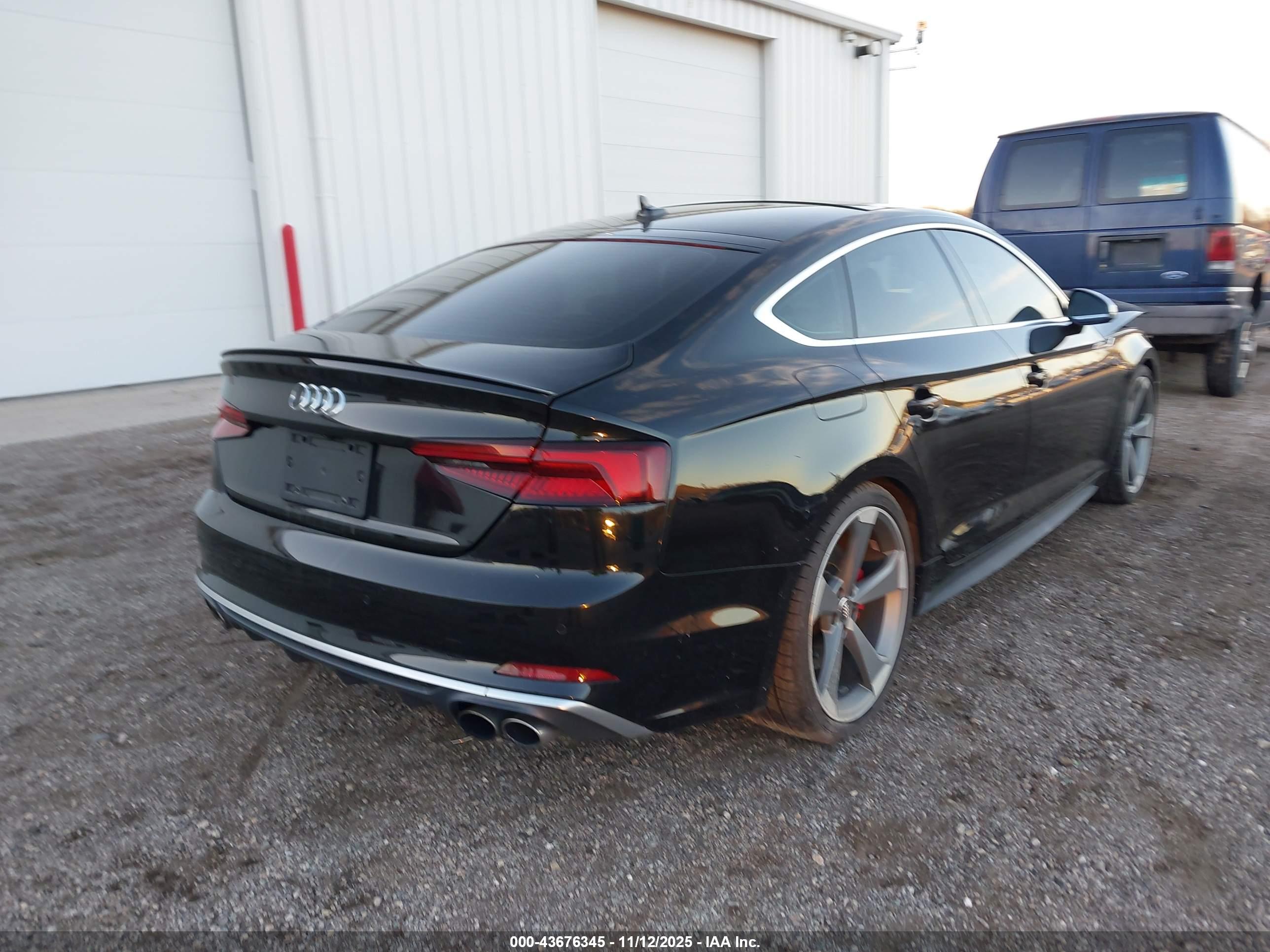 AUDI S5 image 4