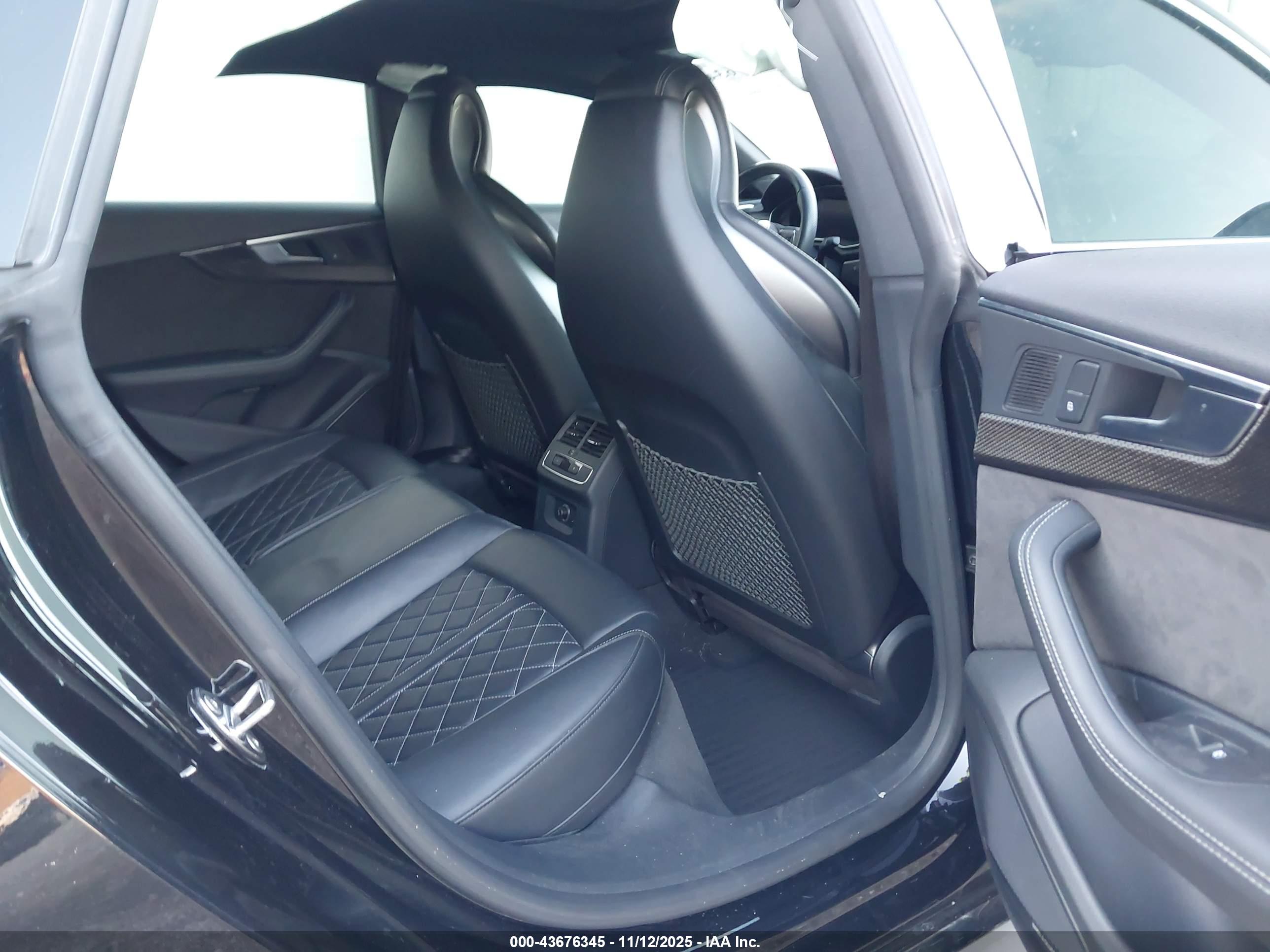 AUDI S5 image 8