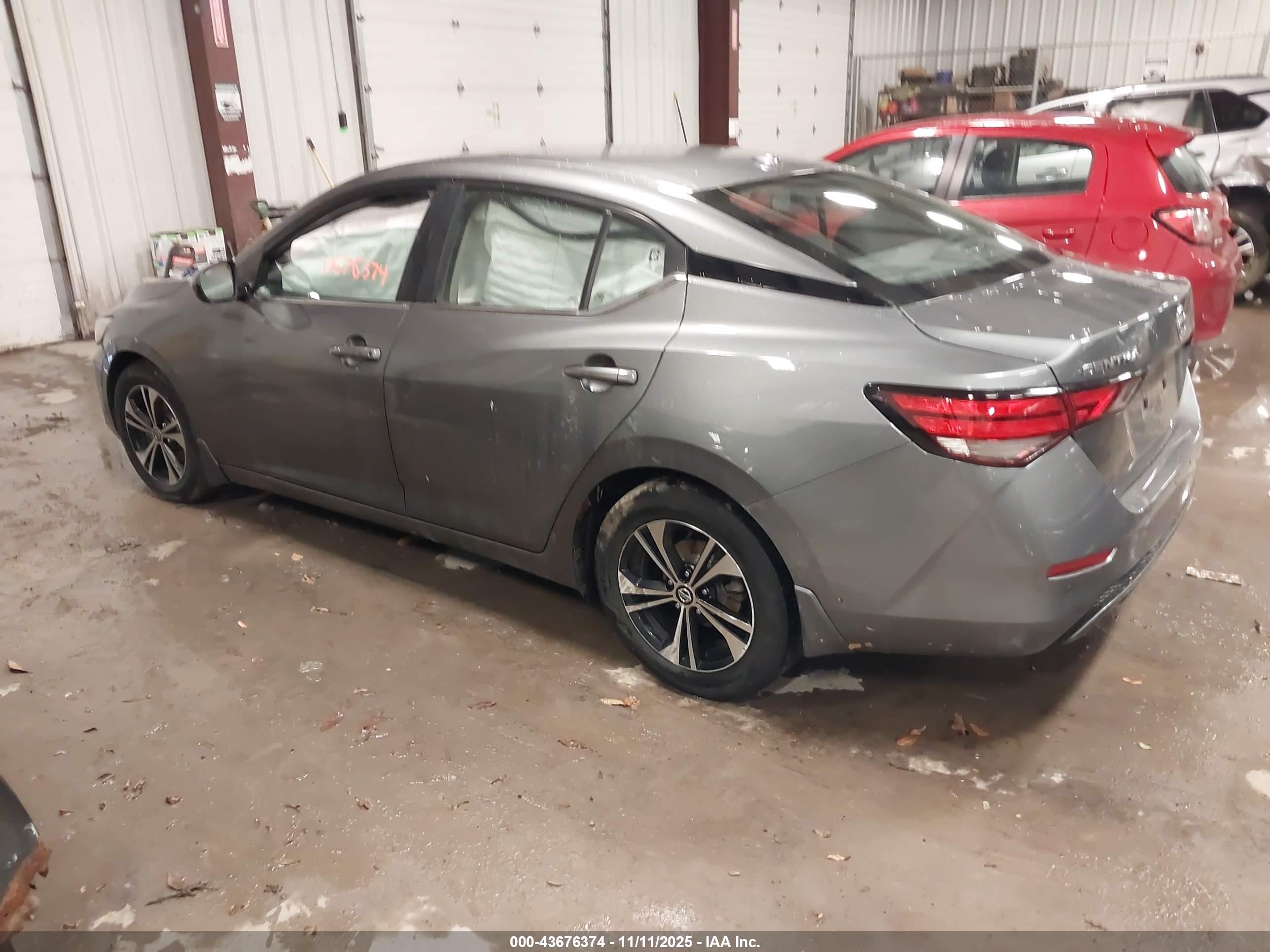 NISSAN SENTRA image 3