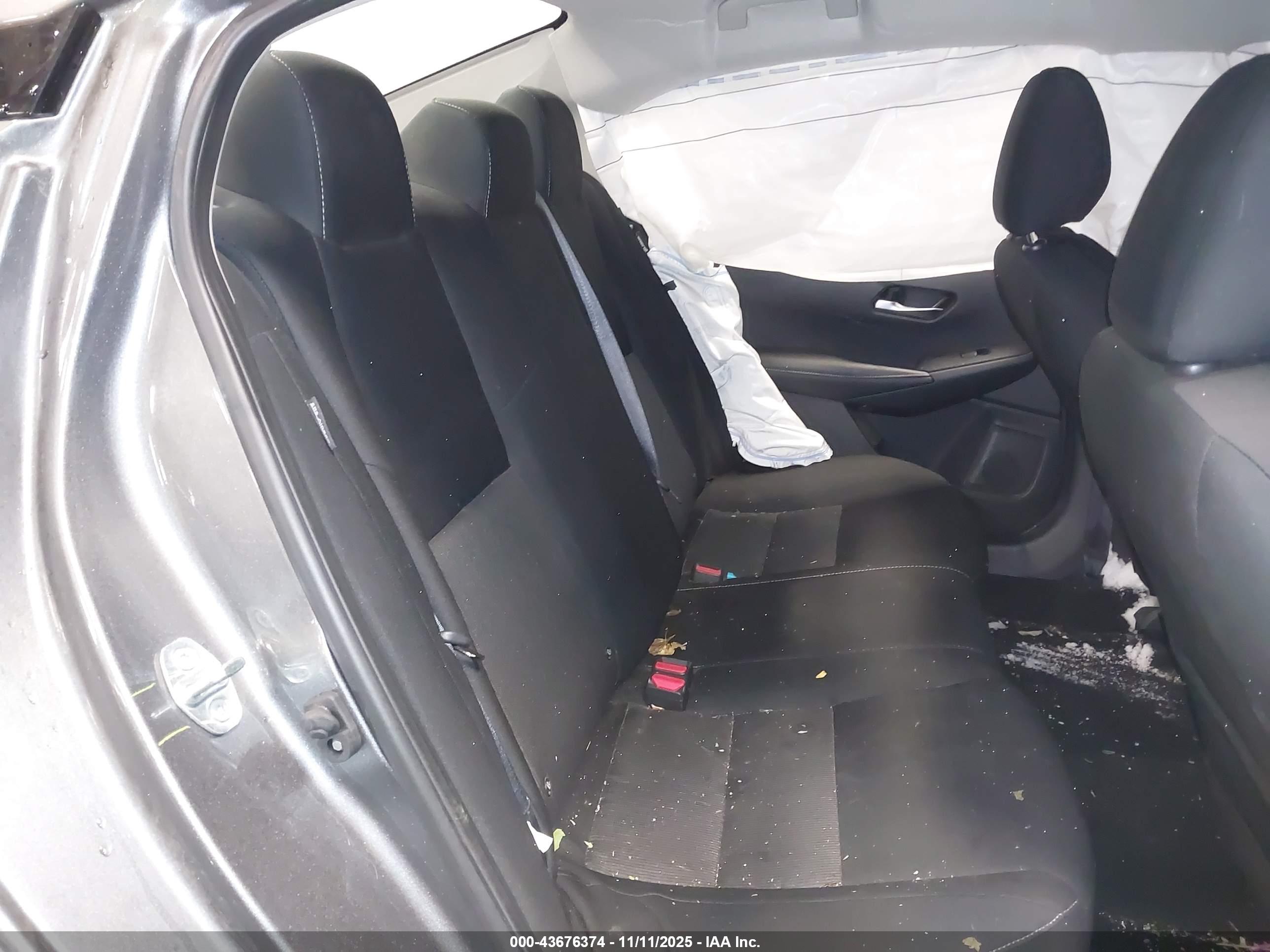 NISSAN SENTRA image 8