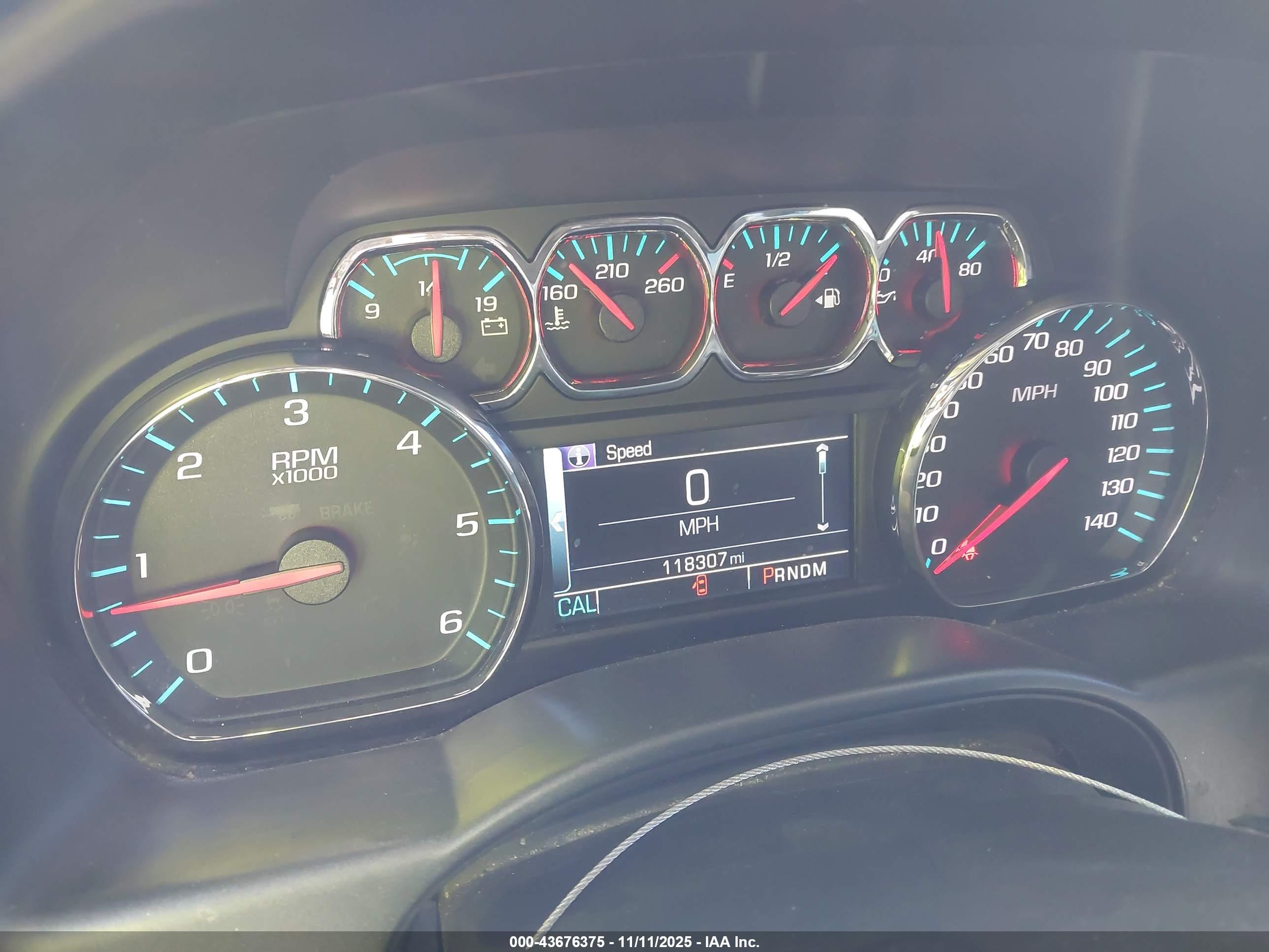 CHEVROLET SILVERADO image 7