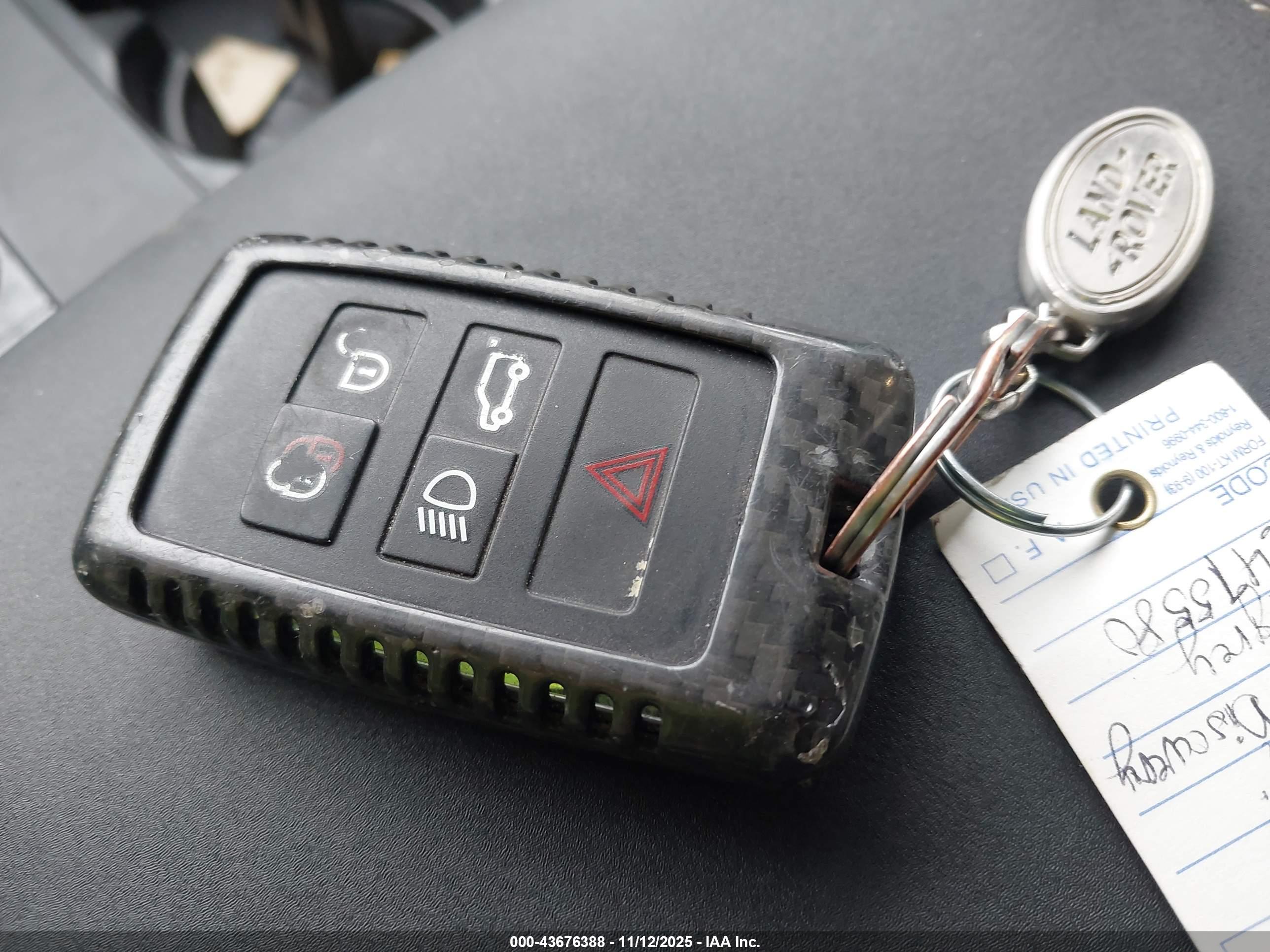 LAND ROVER image 11