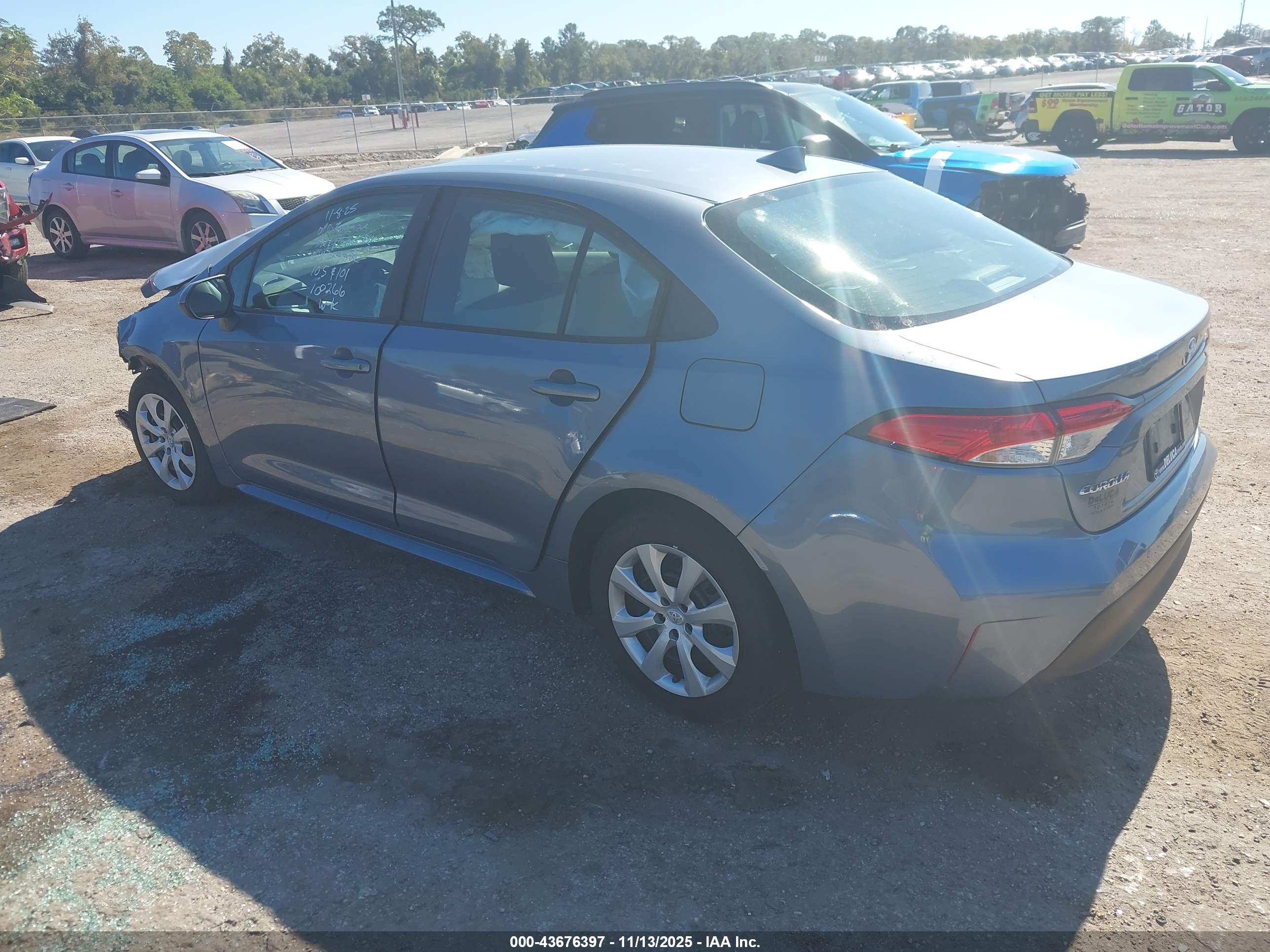 TOYOTA COROLLA image 3