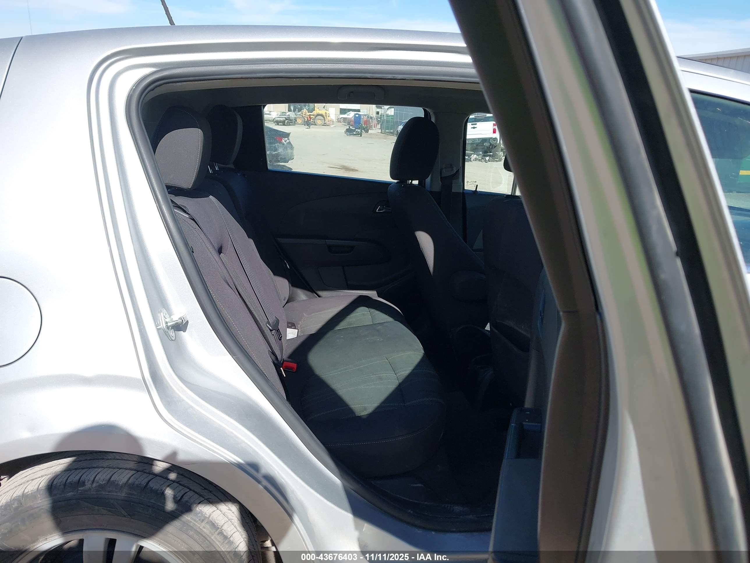 CHEVROLET SONIC image 8
