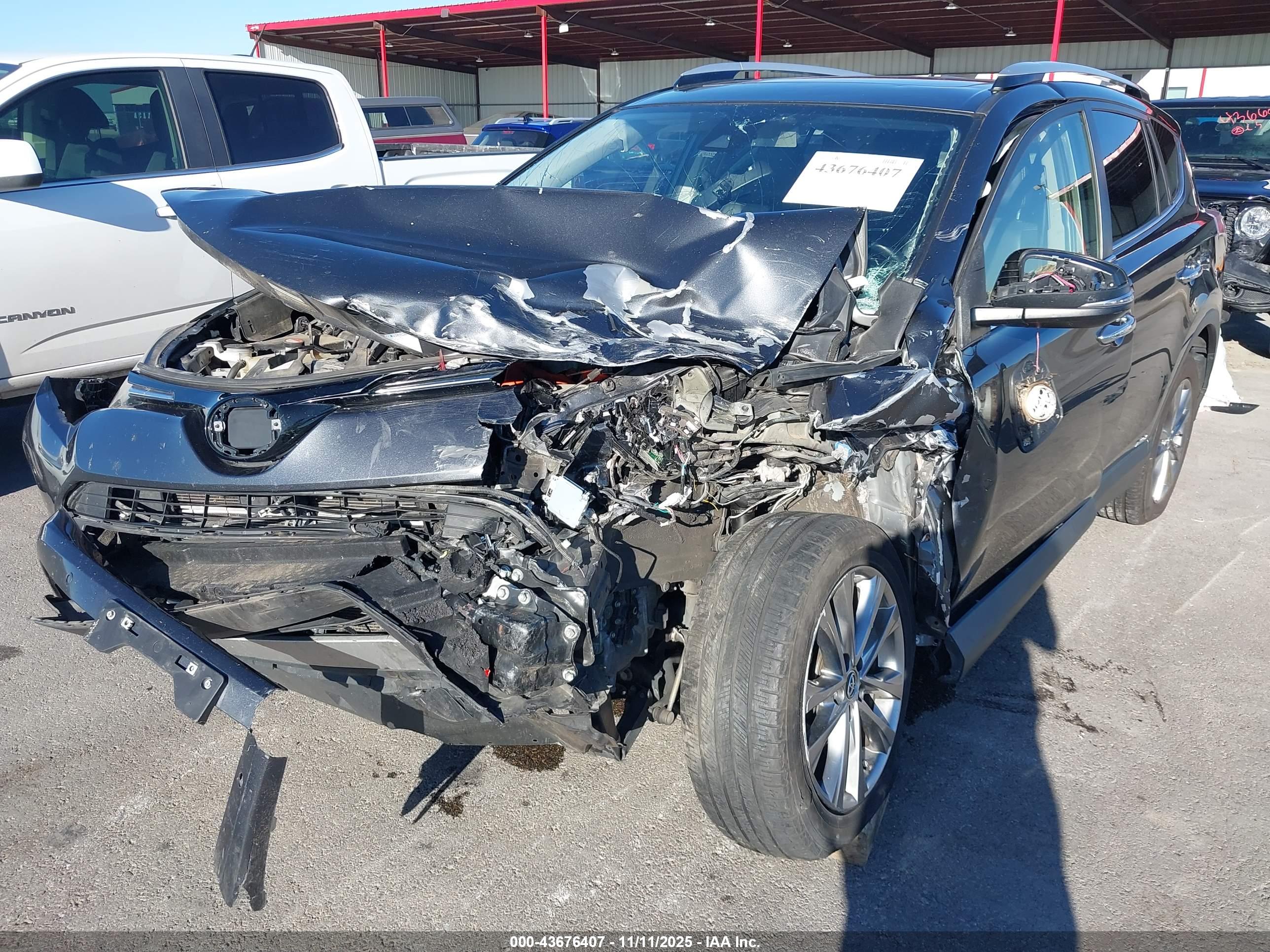 TOYOTA RAV4 image 6