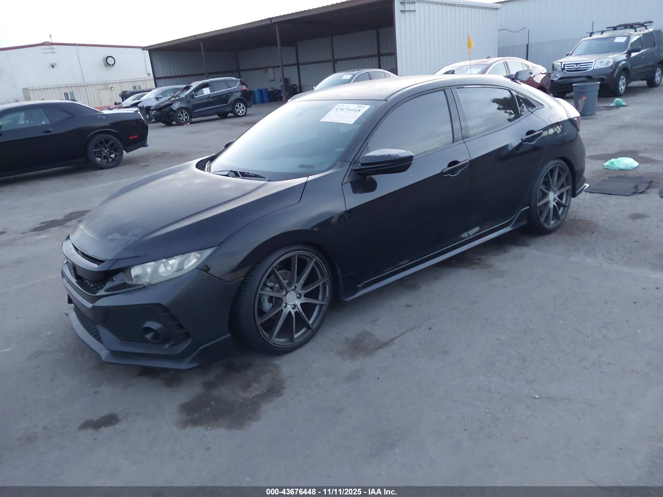 HONDA CIVIC image 2