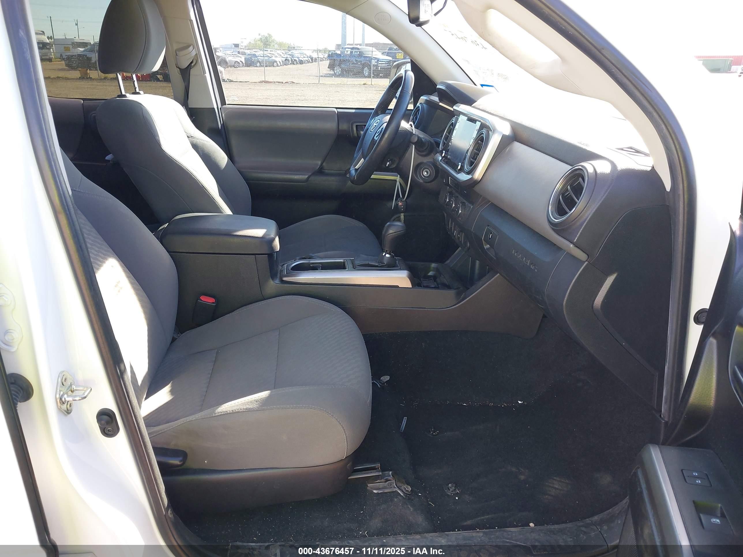 TOYOTA TACOMA image 5