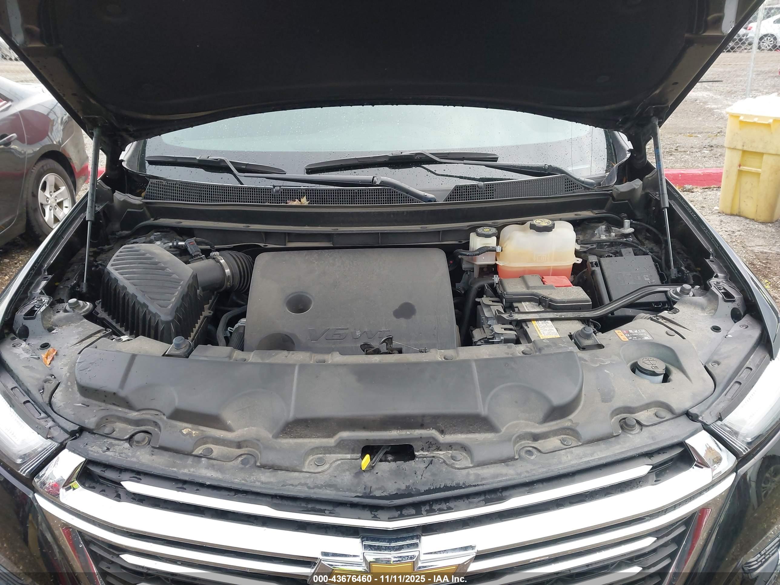 CHEVROLET TRAVERSE image 10