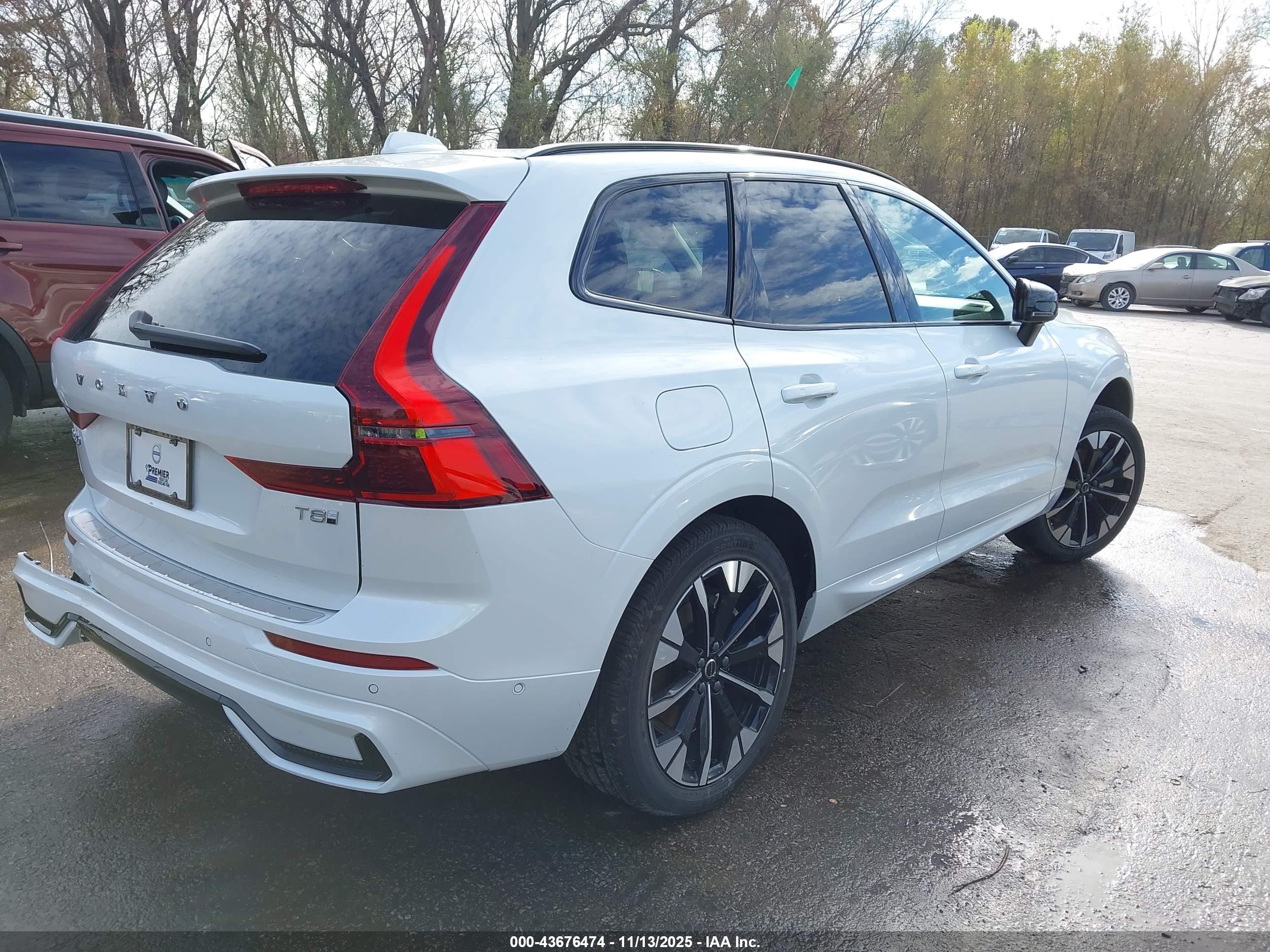 VOLVO XC60 image 4