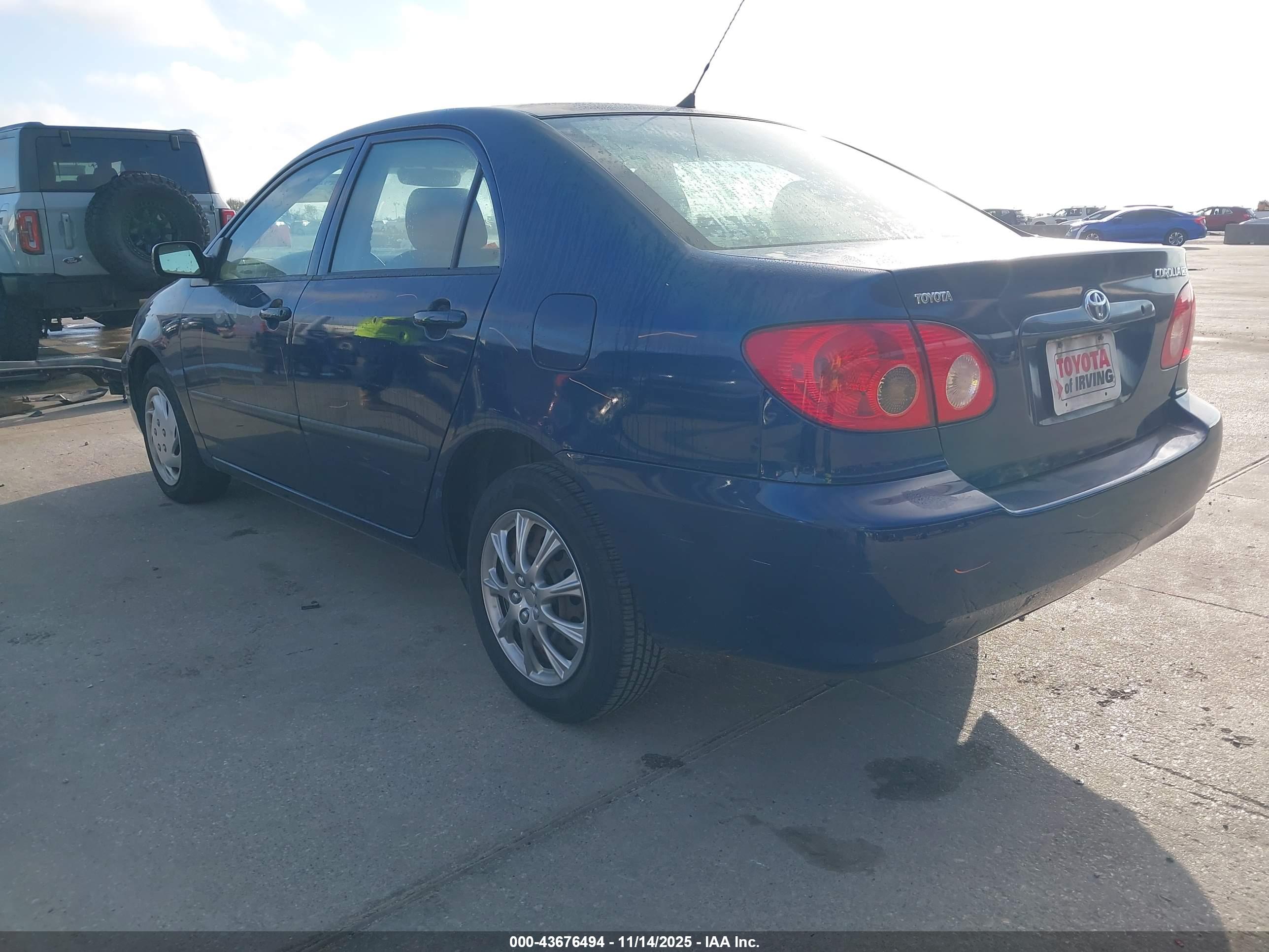 TOYOTA COROLLA image 3