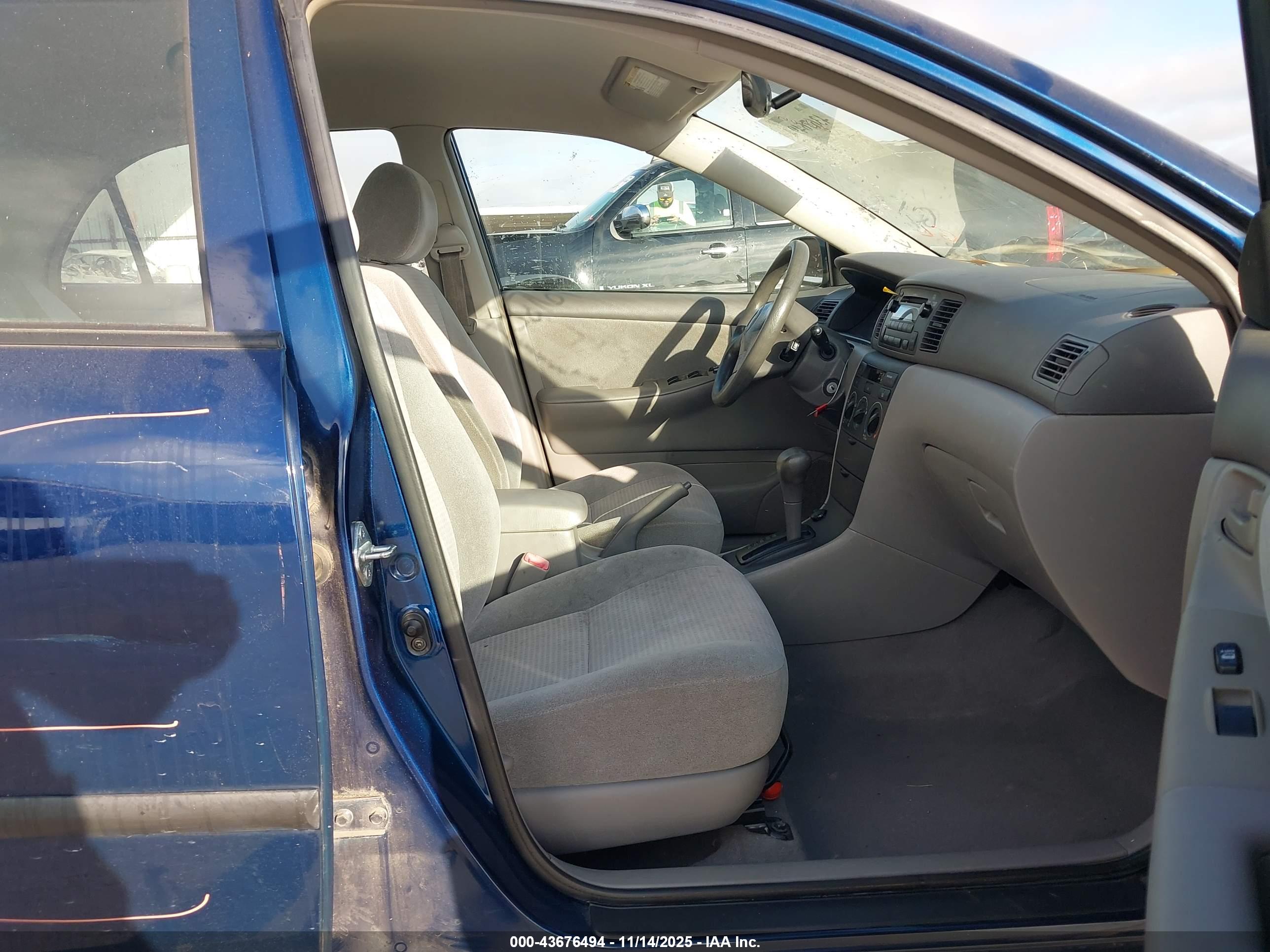 TOYOTA COROLLA image 5