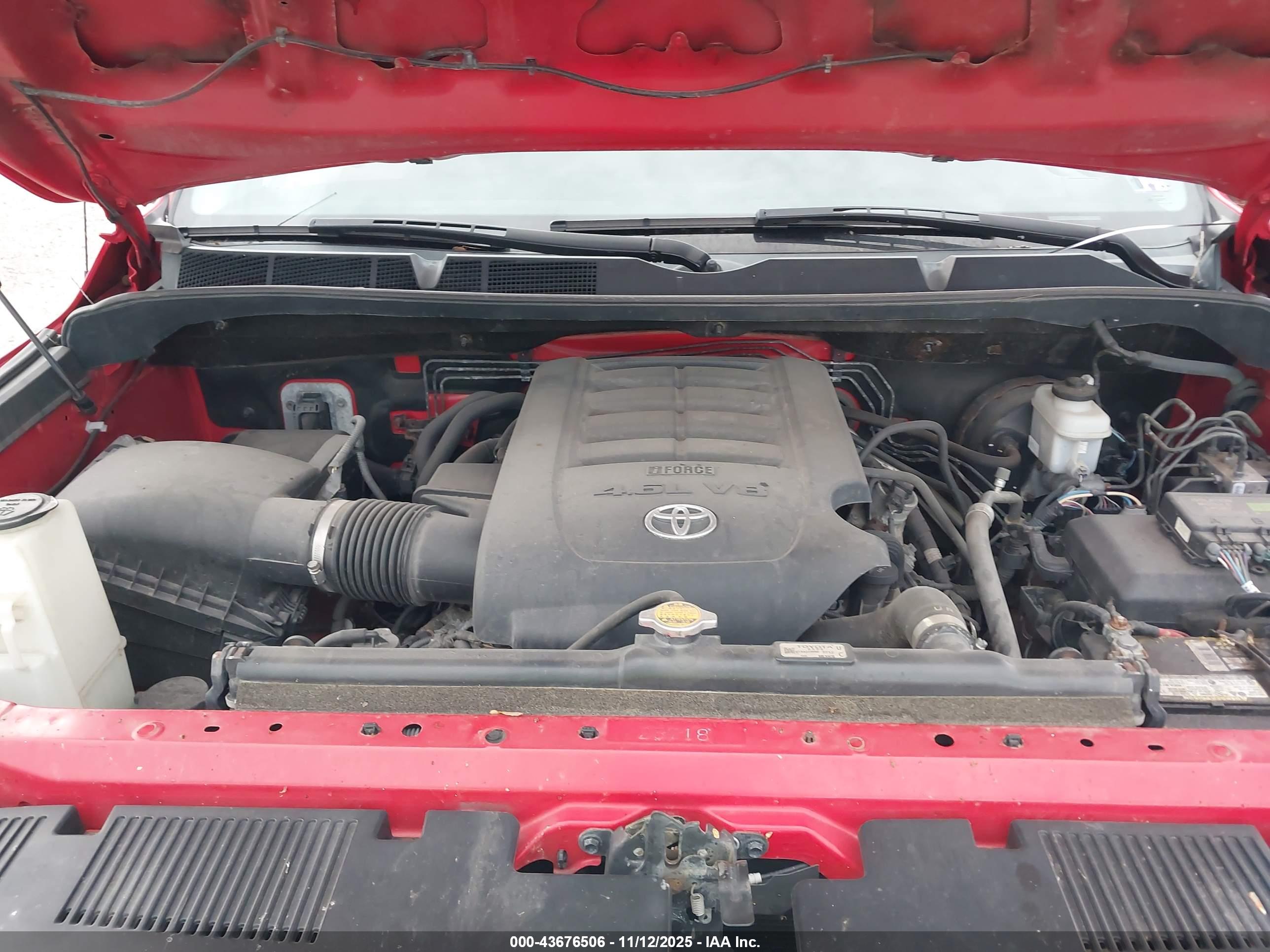 TOYOTA TUNDRA image 10