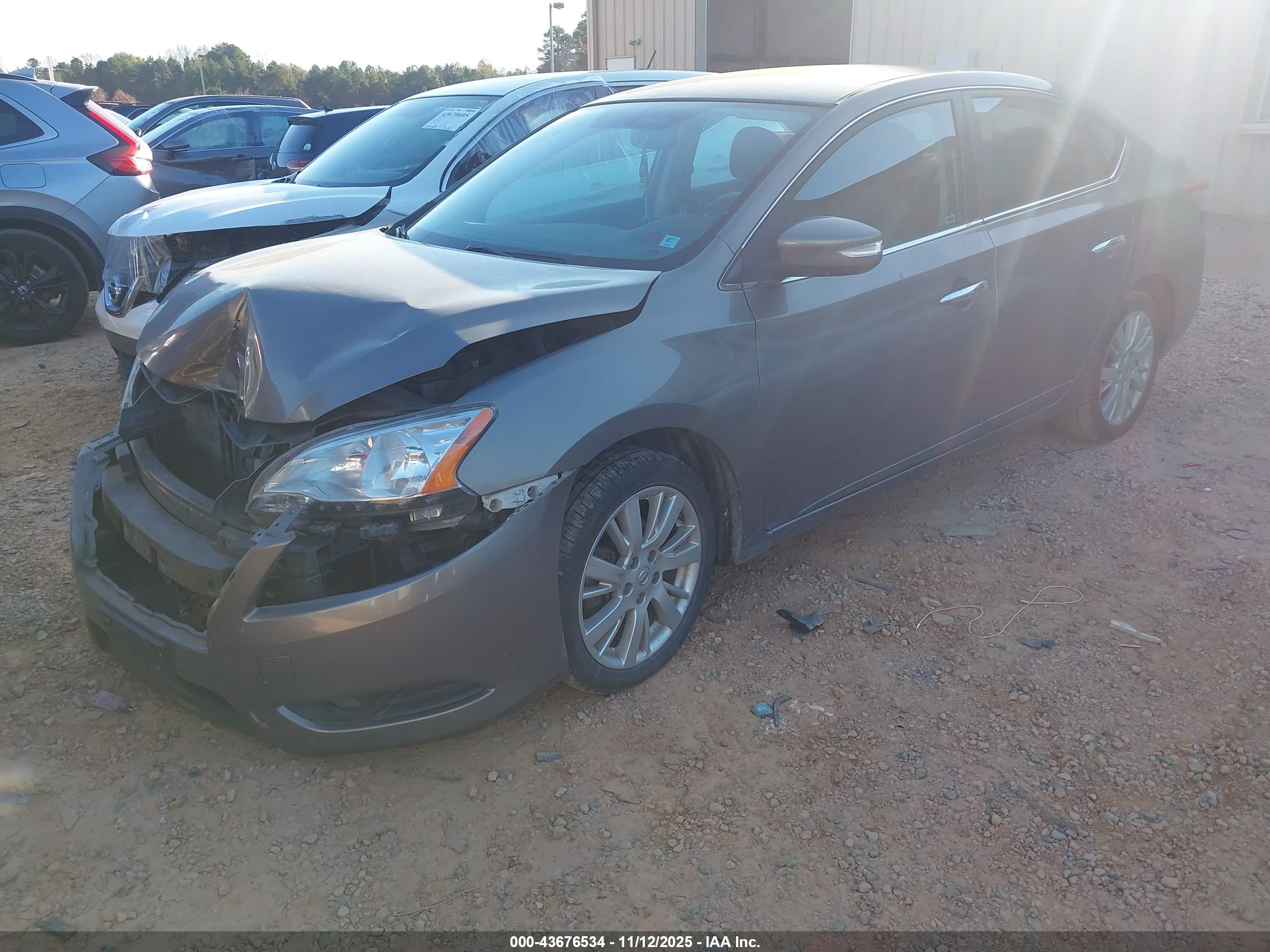 NISSAN SENTRA image 2