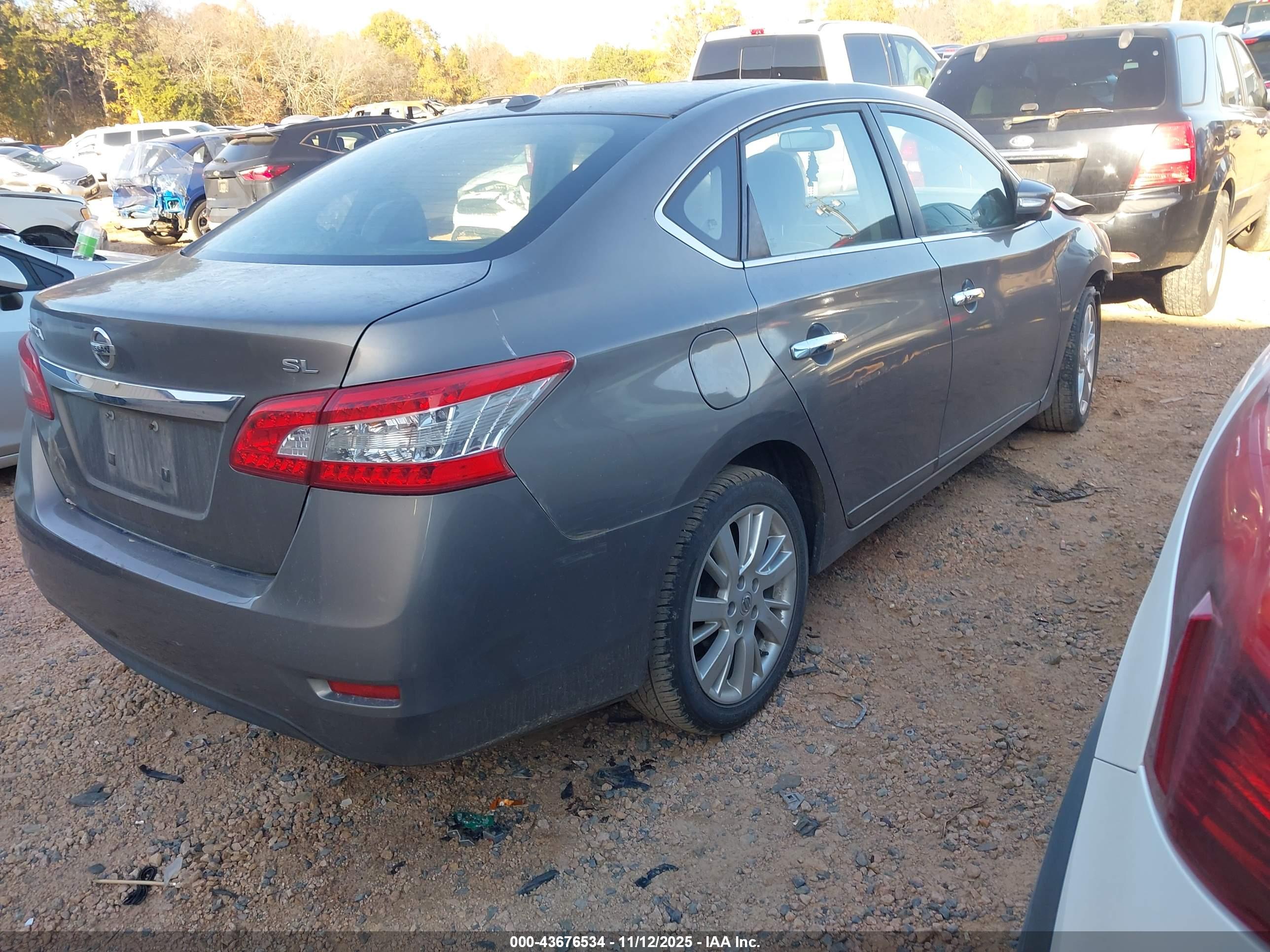 NISSAN SENTRA image 4