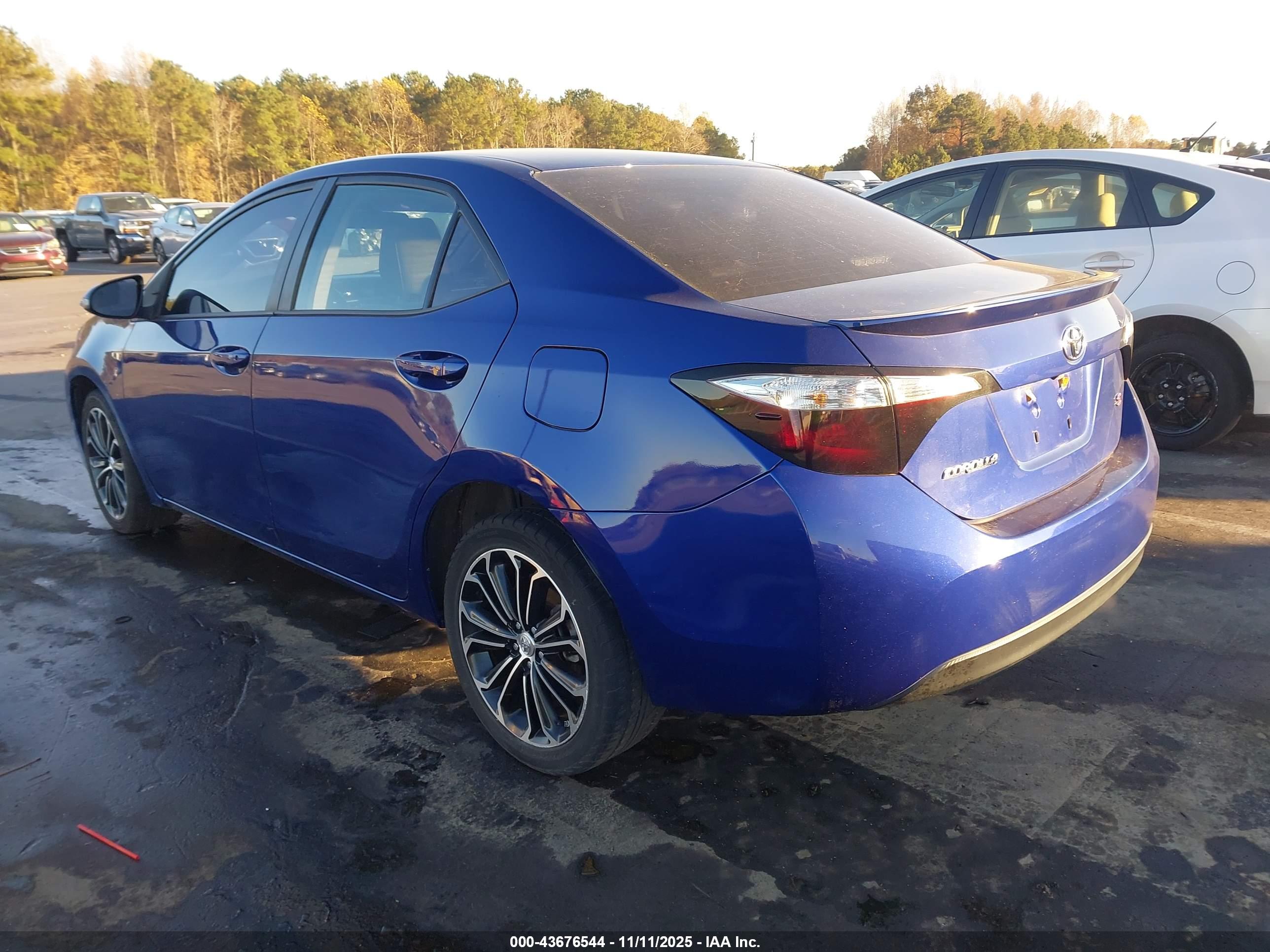 TOYOTA COROLLA image 3