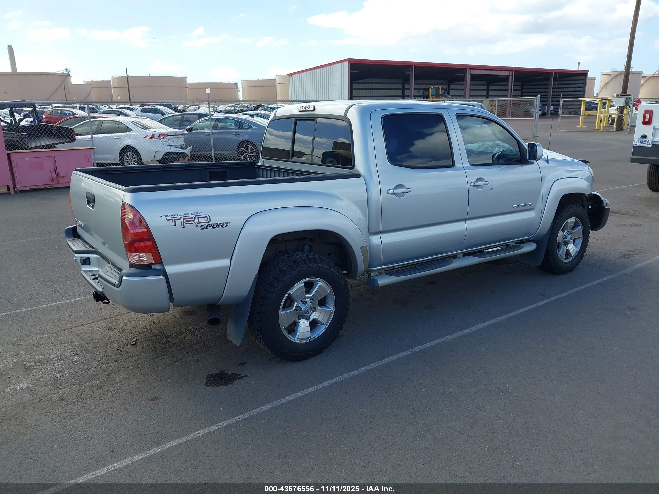 TOYOTA TACOMA image 4