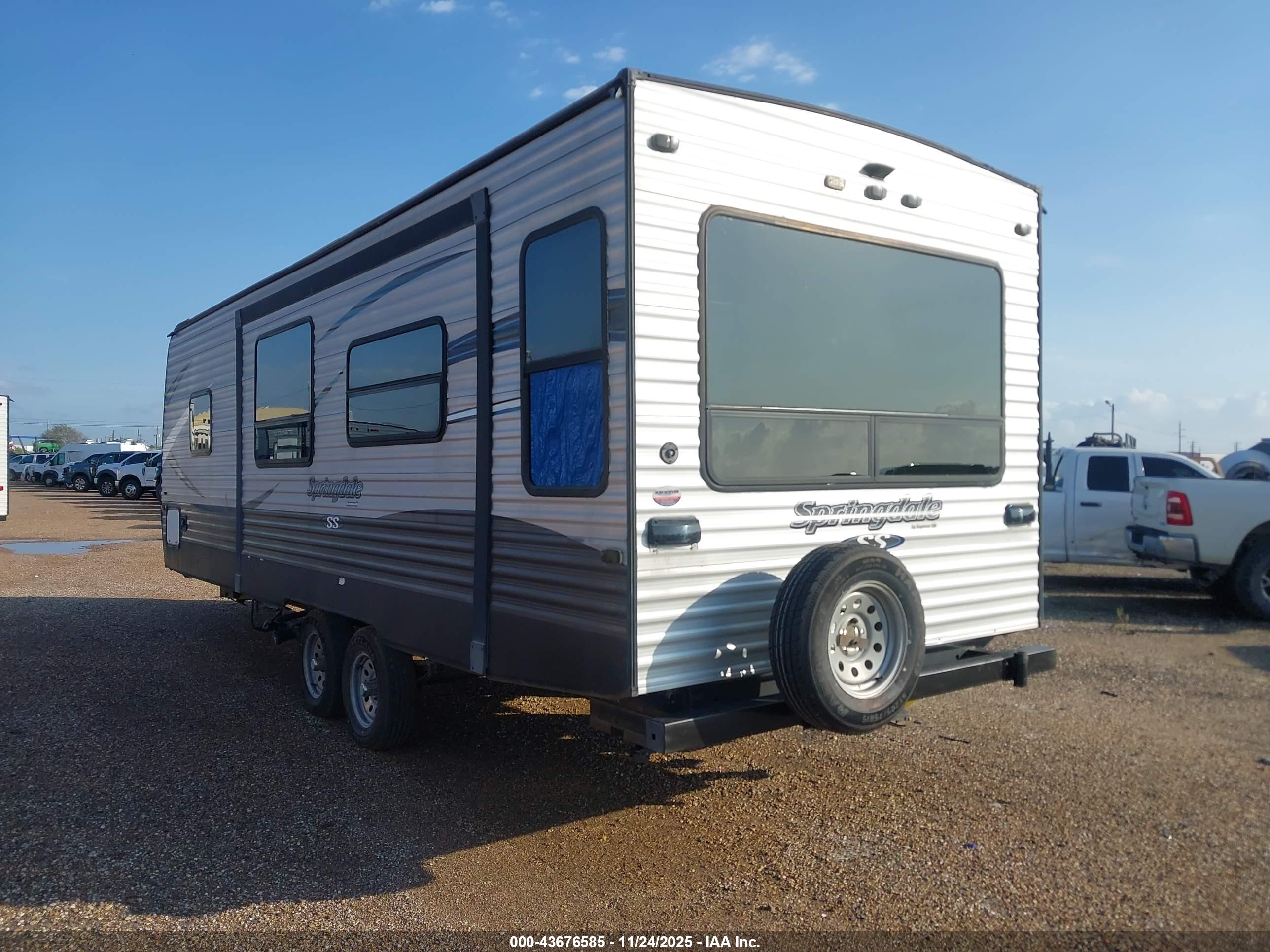 KEYSTONE RV image 3