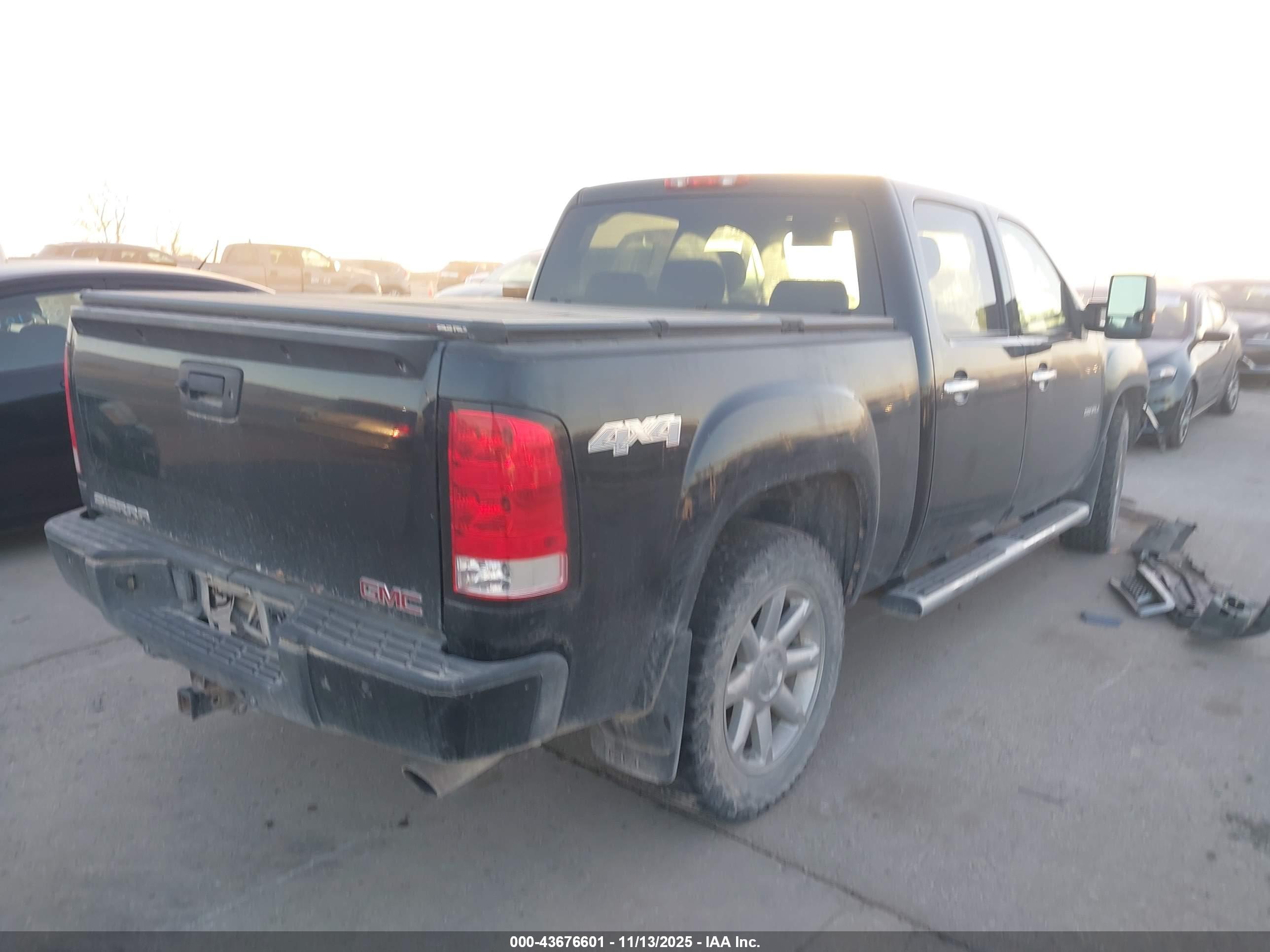 GMC SIERRA image 4