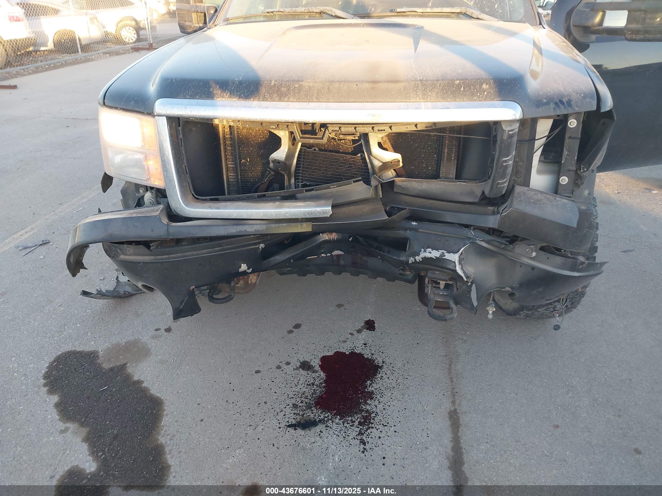 GMC SIERRA image 6