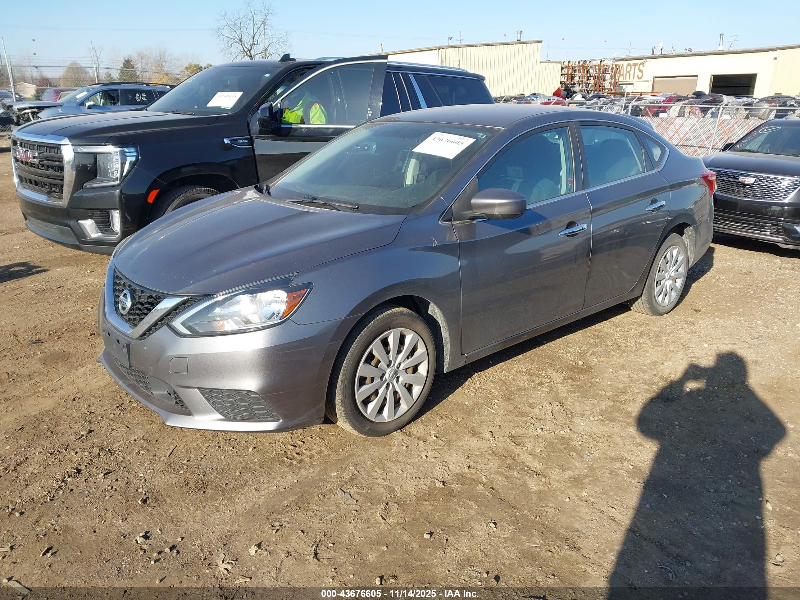 NISSAN SENTRA image 2