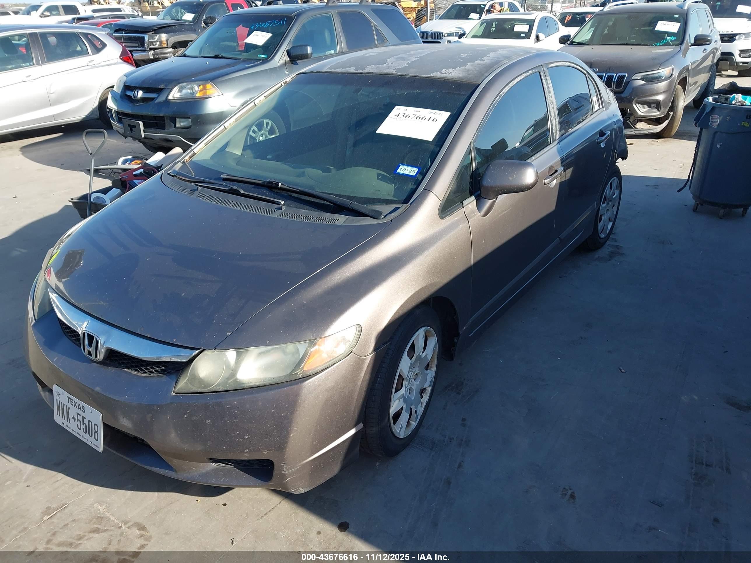HONDA CIVIC image 2