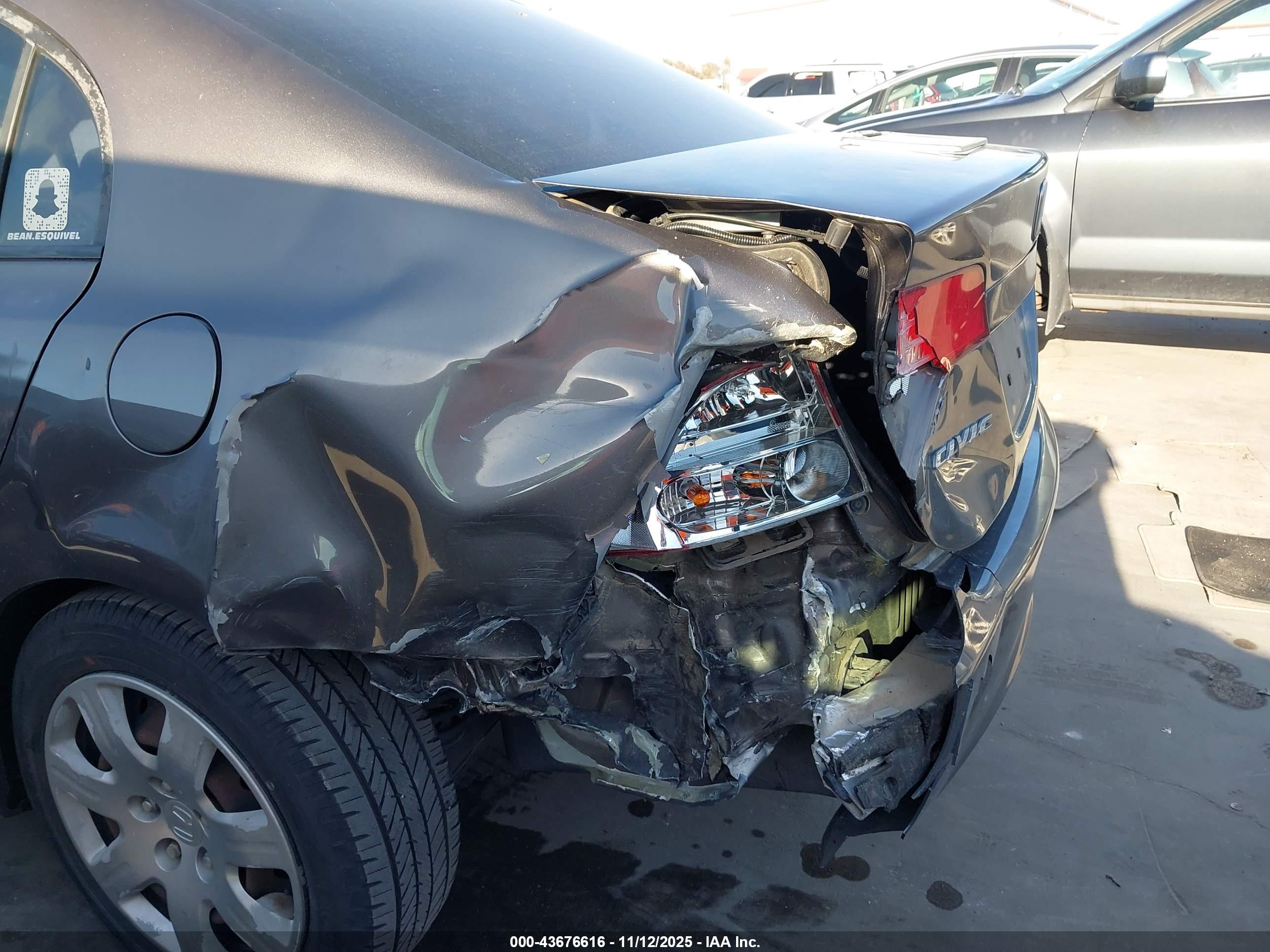HONDA CIVIC image 6