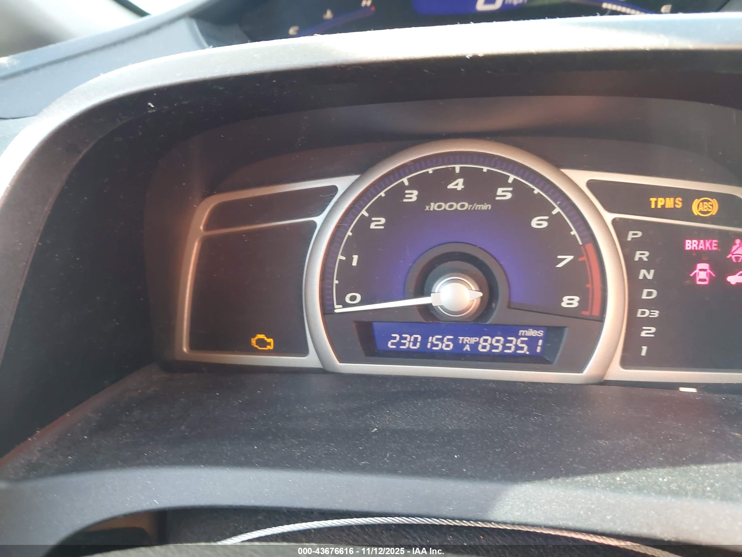 HONDA CIVIC image 7