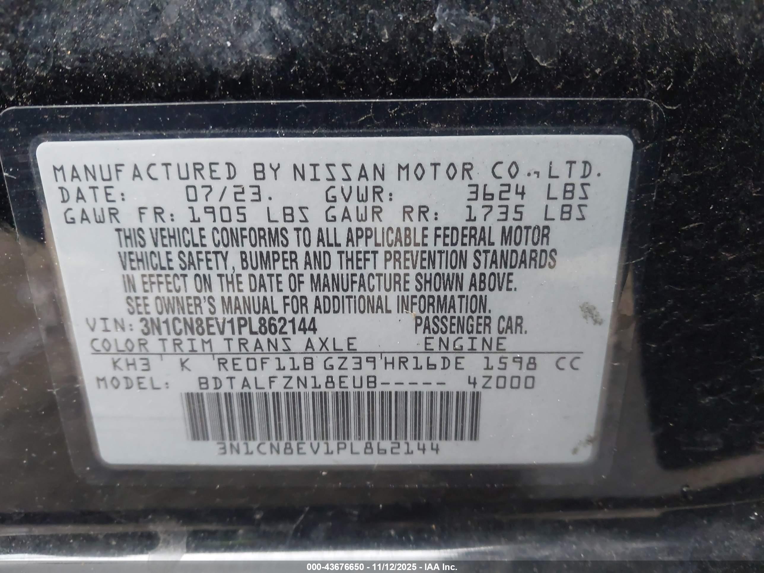 NISSAN VERSA image 9