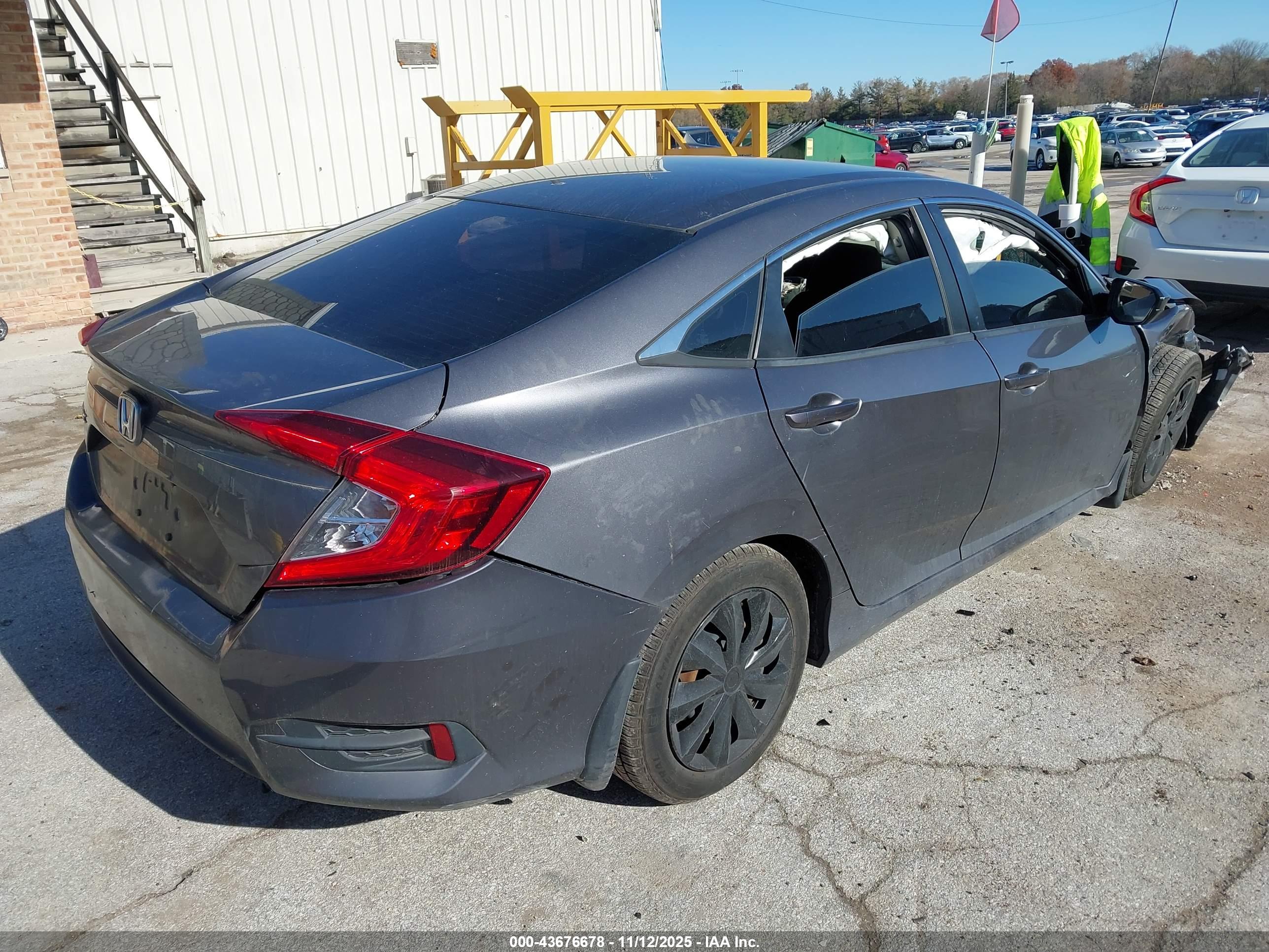 HONDA CIVIC image 4