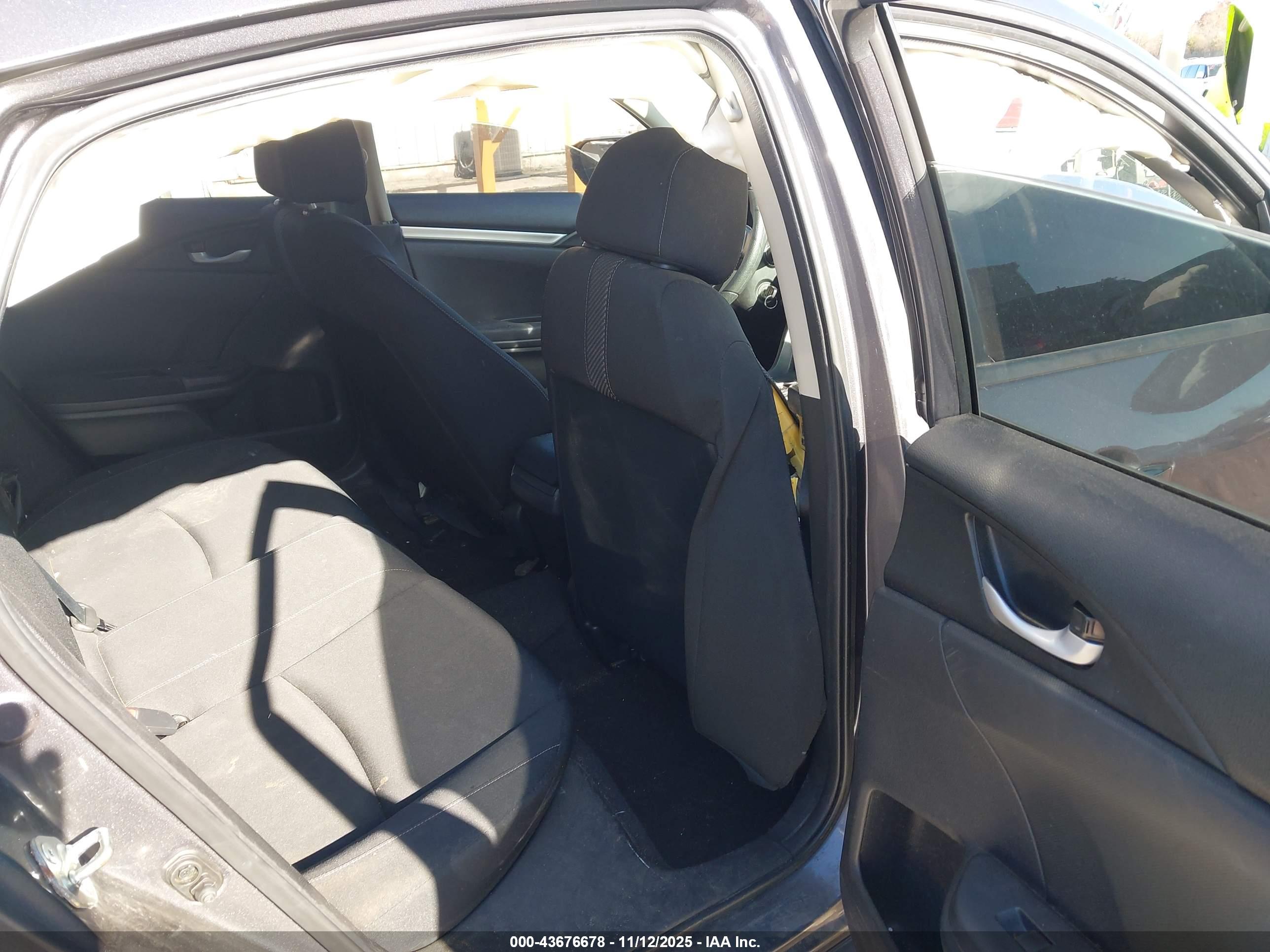 HONDA CIVIC image 8